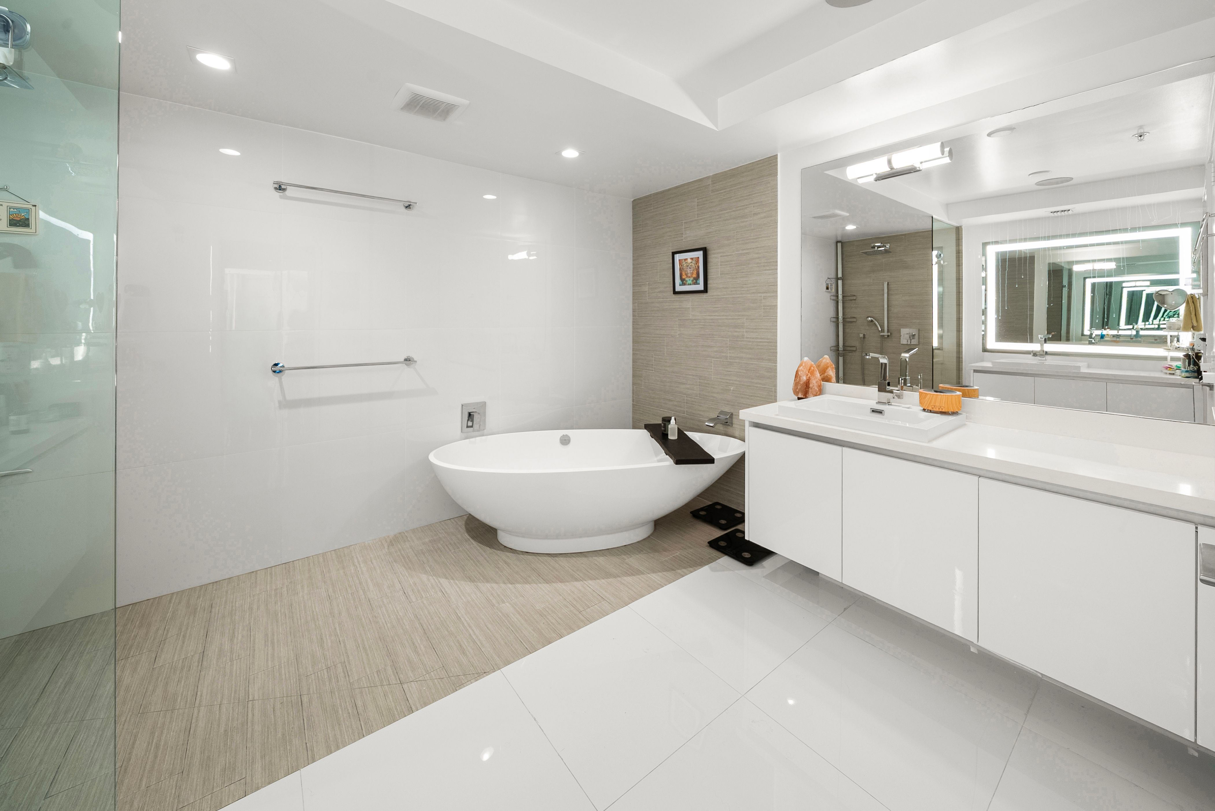  300 Sunny Isles Blvd, Sunny Isles Beach, FL, 33160 - 物件實景