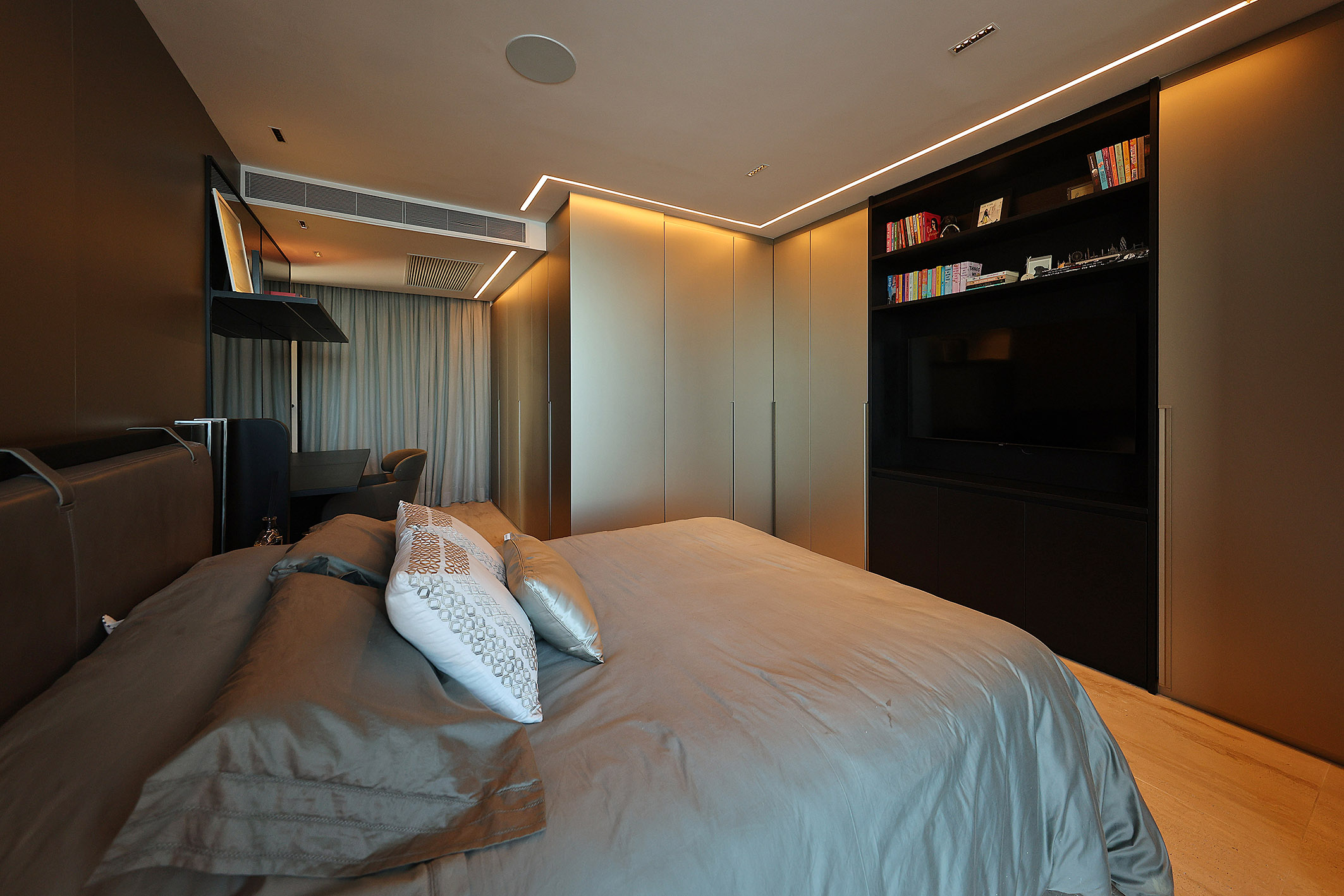  Uninterrupted Ocean Views in a One-of-a-Kind Penthouse in Leblon - 物件實景