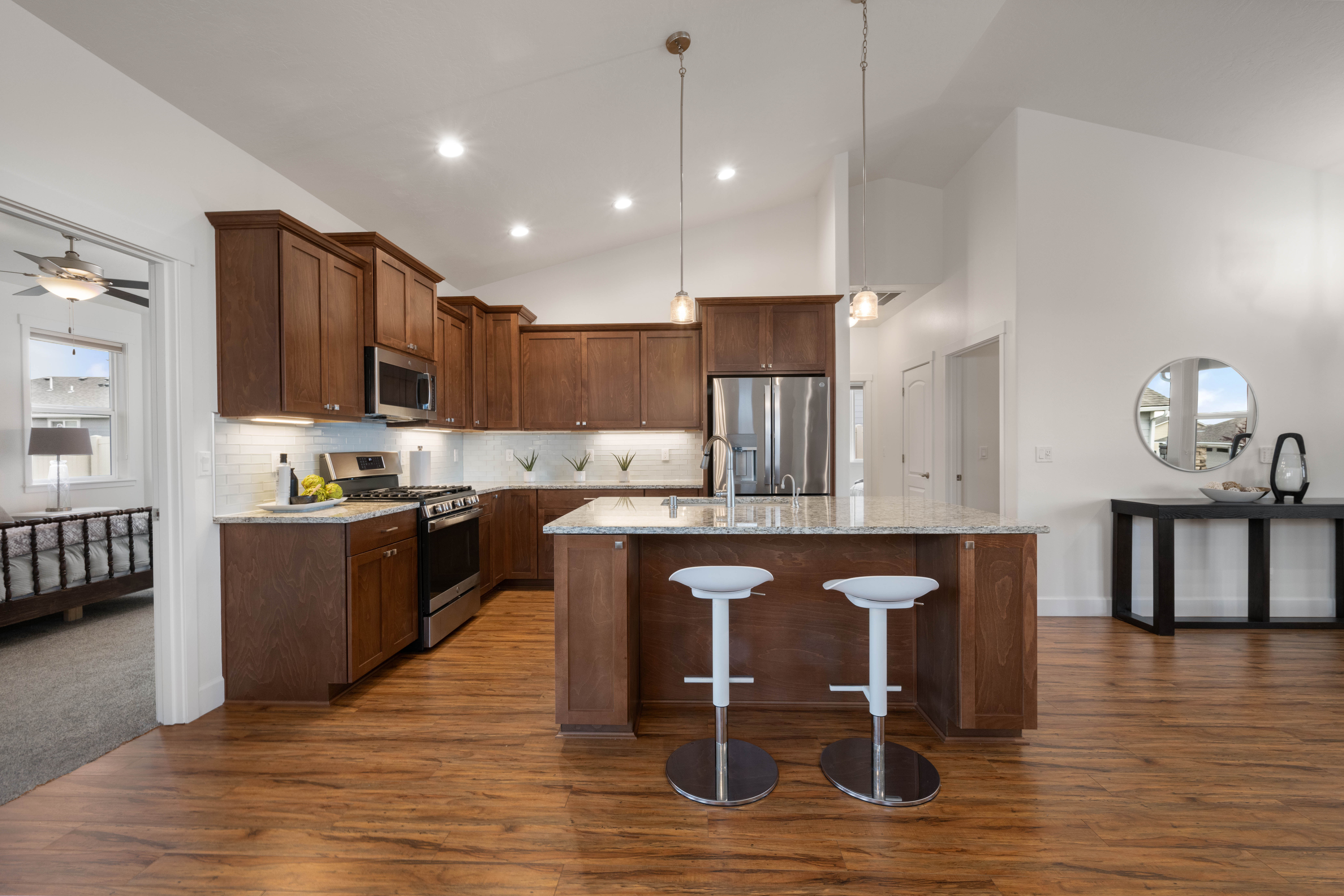  55+ Low Maintenance Living - 物件實景