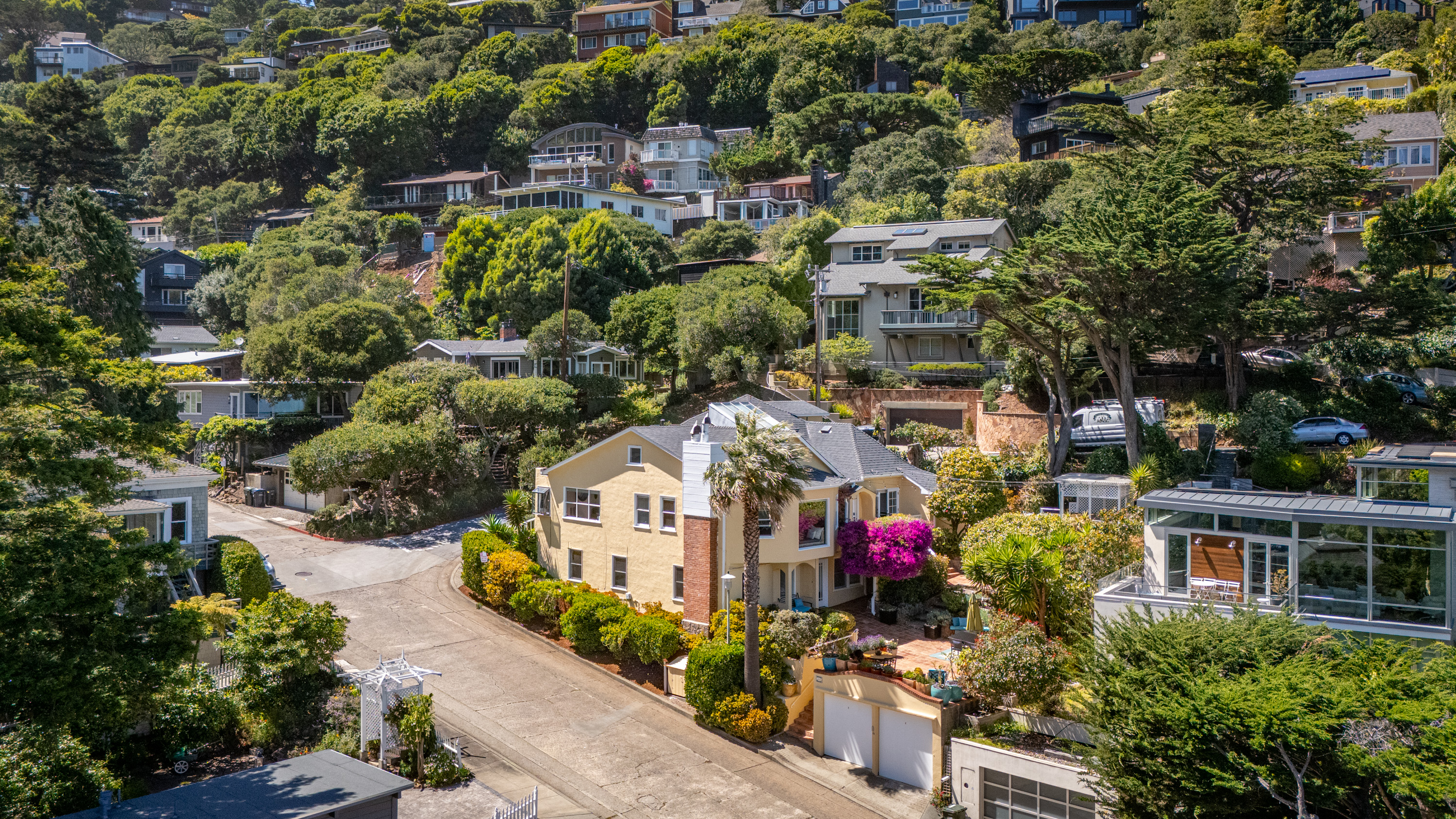  Coastal Elegance Above the Bay - 物件實景