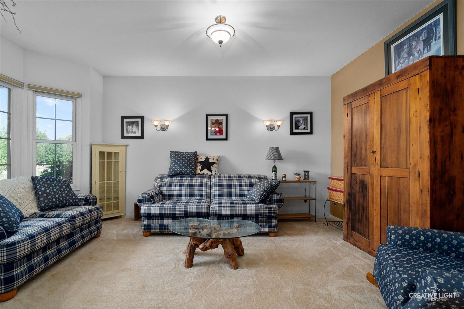 Plano, Illinois, 60545, United States, 4 Bedrooms Bedrooms, ,4 BathroomsBathrooms,Residential,For Sale,2003309