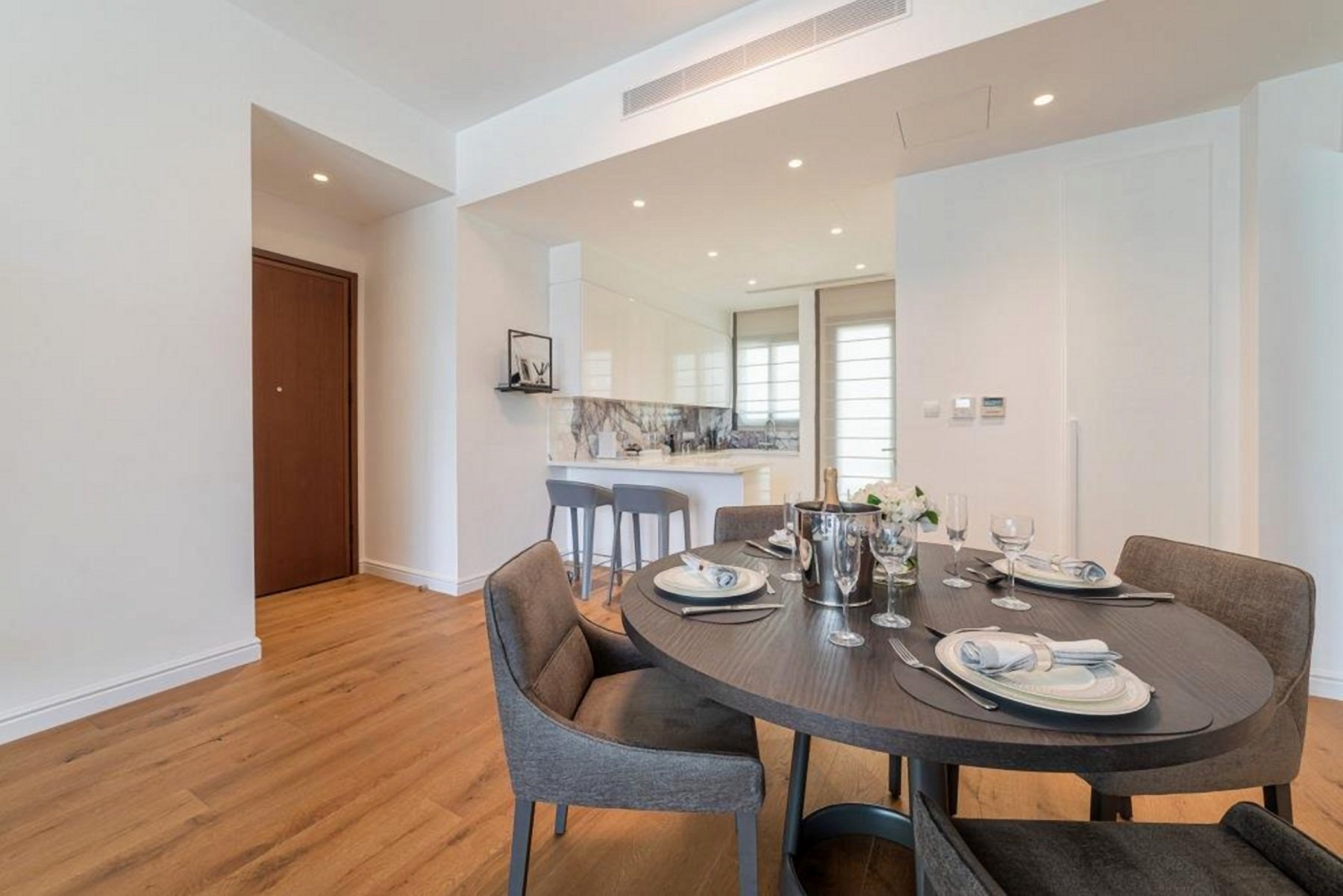  A Refined 2+1 Bedroom Apartment Moments from the Sea in Pafos - 物件實景