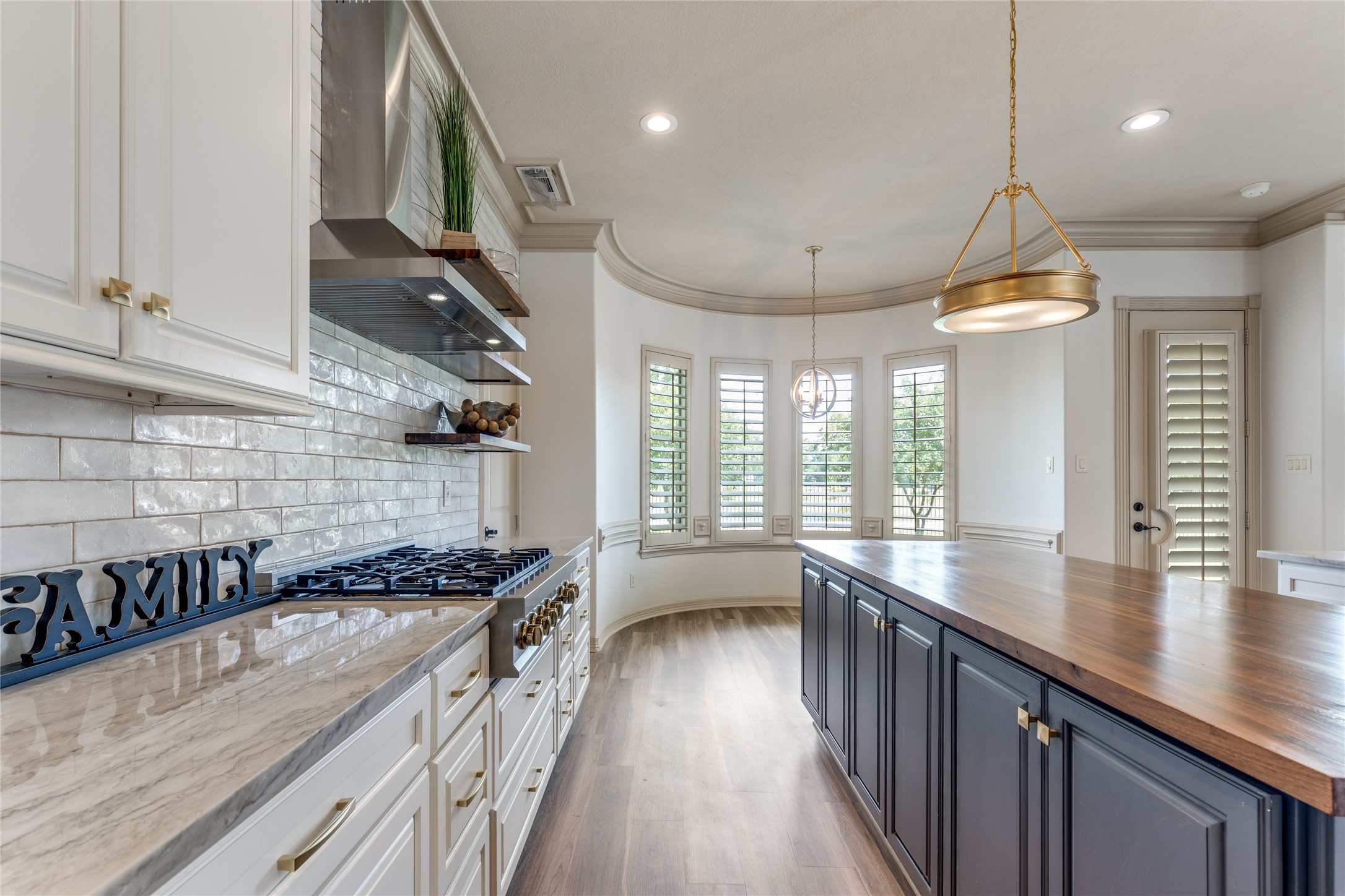 Spring, Texas, 77389, United States, 4 Bedrooms Bedrooms, ,7 BathroomsBathrooms,Residential,For Sale,1917972