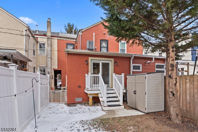 Lambertville City, New Jersey, 08530-1019, United States, 3 Bedrooms Bedrooms, ,2 BathroomsBathrooms,Residential,For Sale,1692384