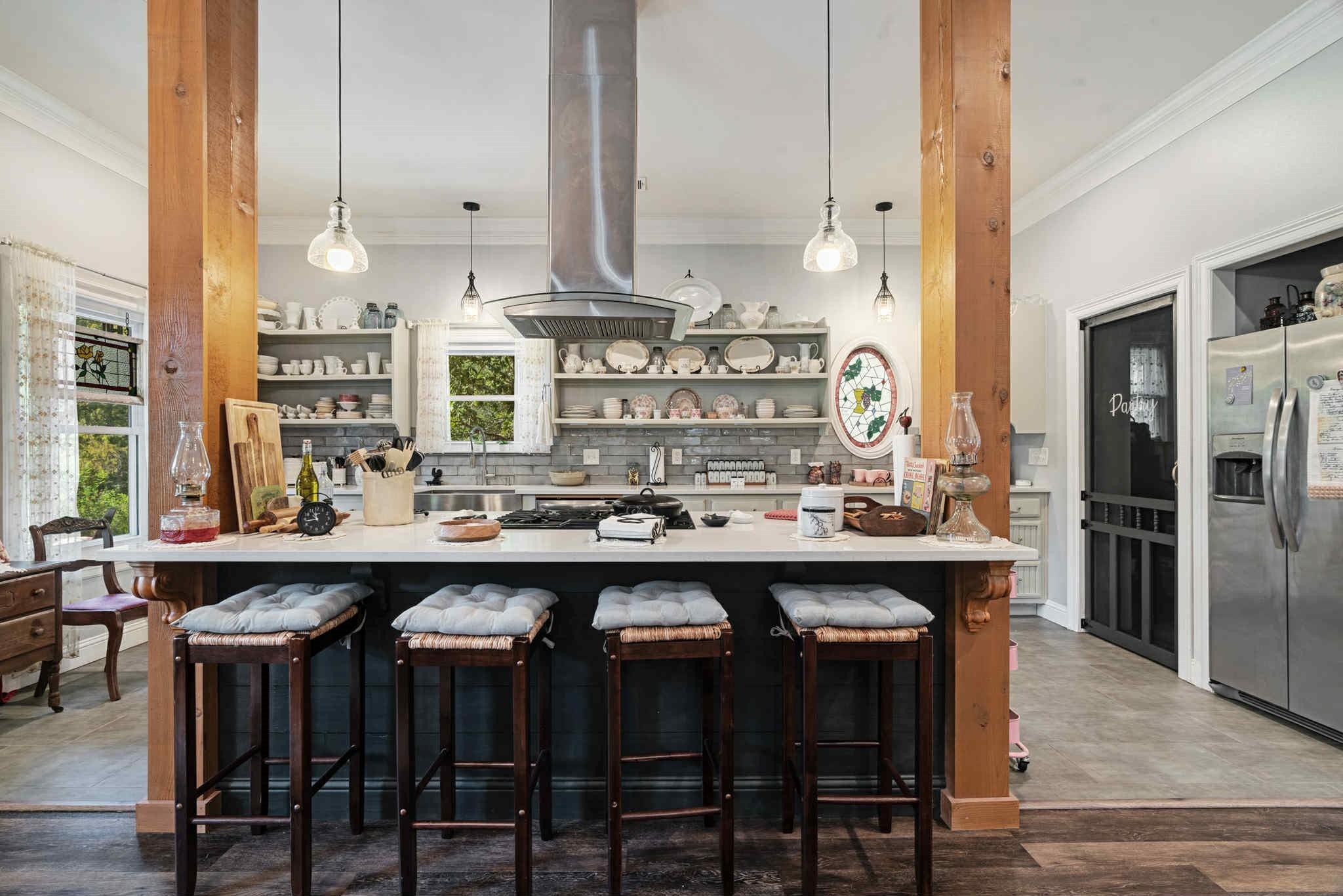 Blossom, Texas, 75416, United States, 4 Bedrooms Bedrooms, ,3 BathroomsBathrooms,Residential,For Sale,1976215