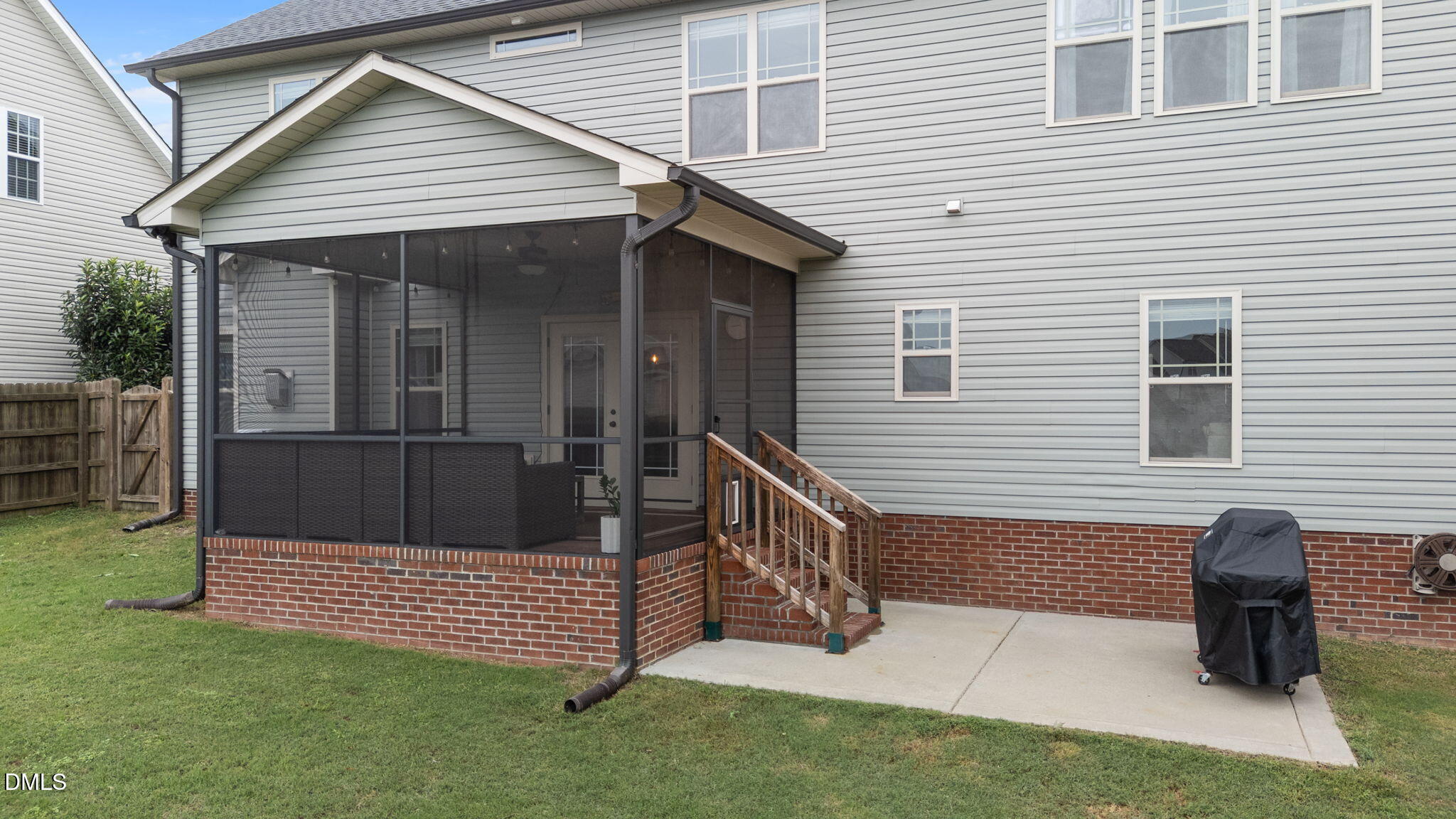 Clayton, North Carolina, 27527, United States, 4 Bedrooms Bedrooms, ,3 BathroomsBathrooms,Residential,For Sale,1959098