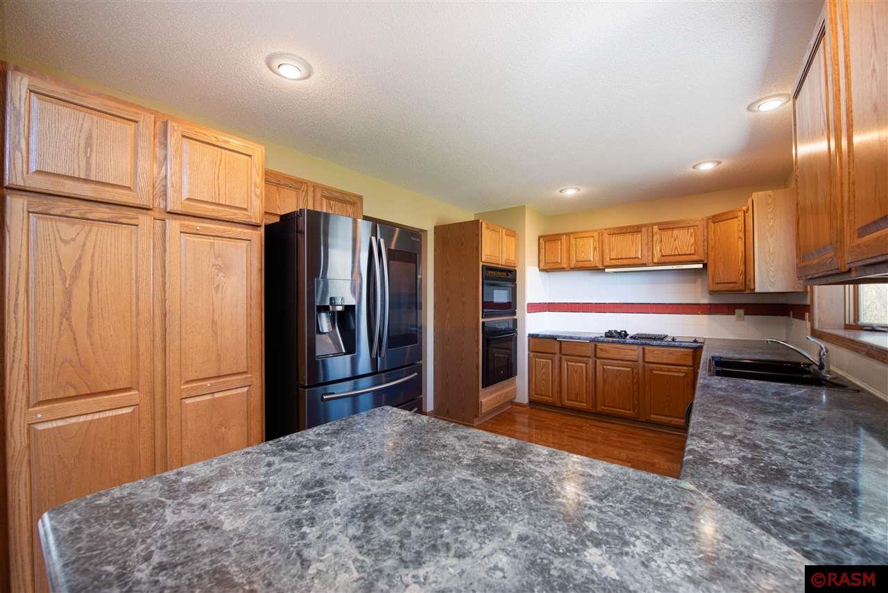 Lake Crystal, Minnesota, 56055, United States, 4 Bedrooms Bedrooms, ,3 BathroomsBathrooms,Residential,For Sale,1798331