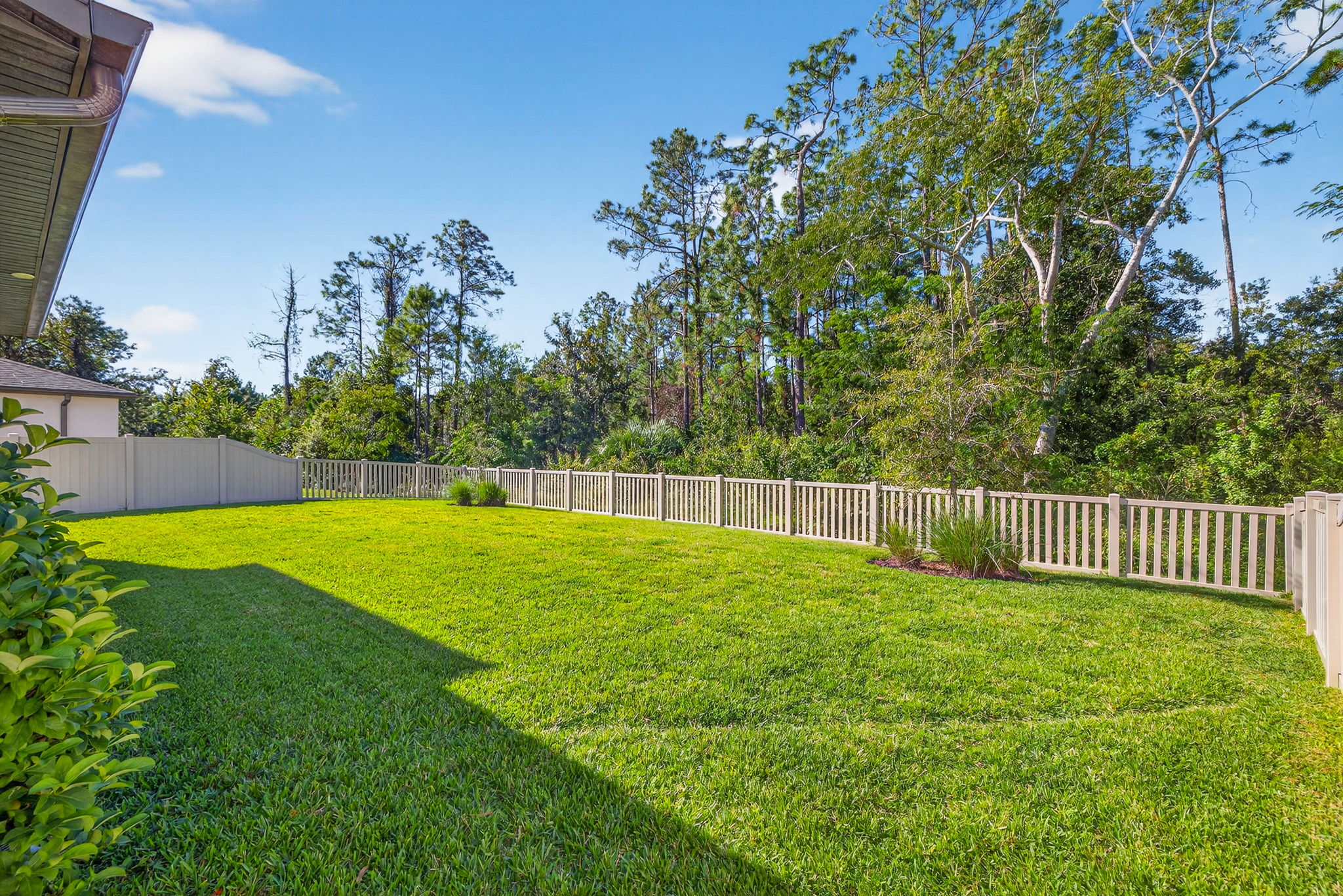 Land O Lakes, Florida, 34637, United States, 5 Bedrooms Bedrooms, ,3 BathroomsBathrooms,Residential,For Sale,1976107