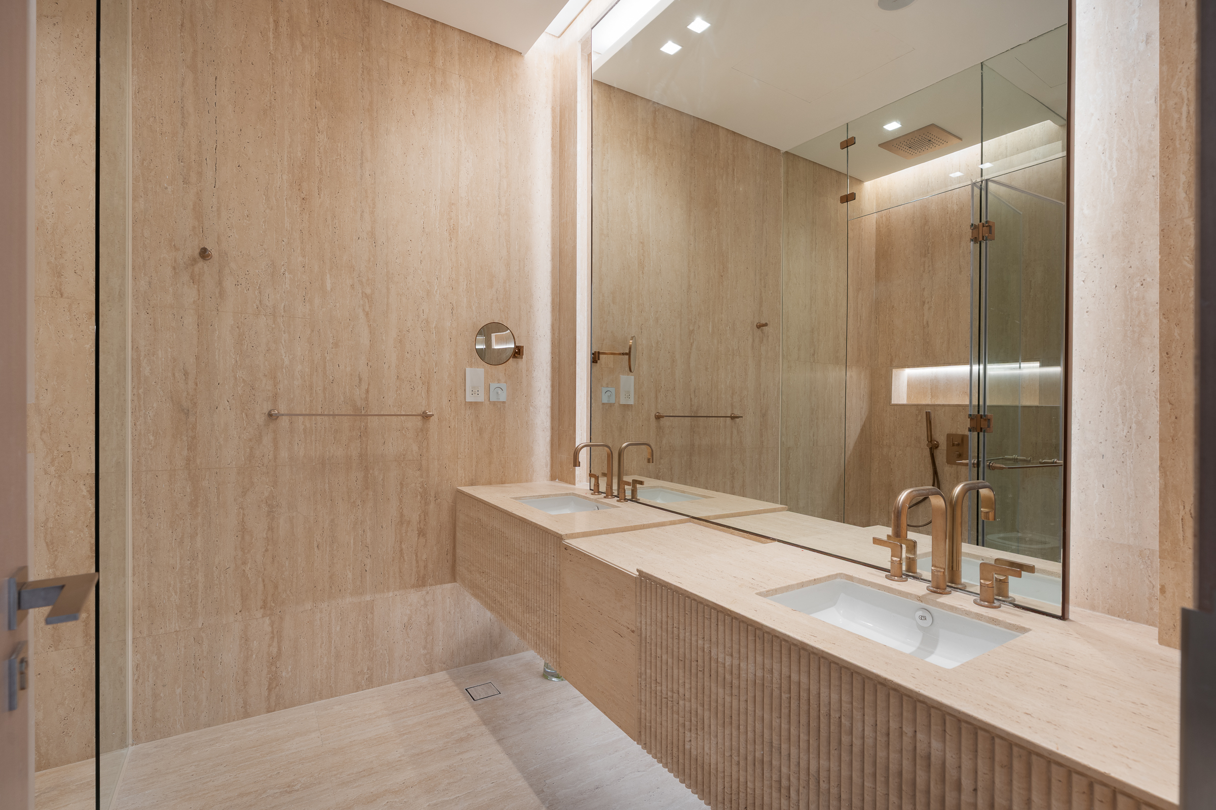  Elegant High-Floor Home With Marina Views in JBR - 物件實景