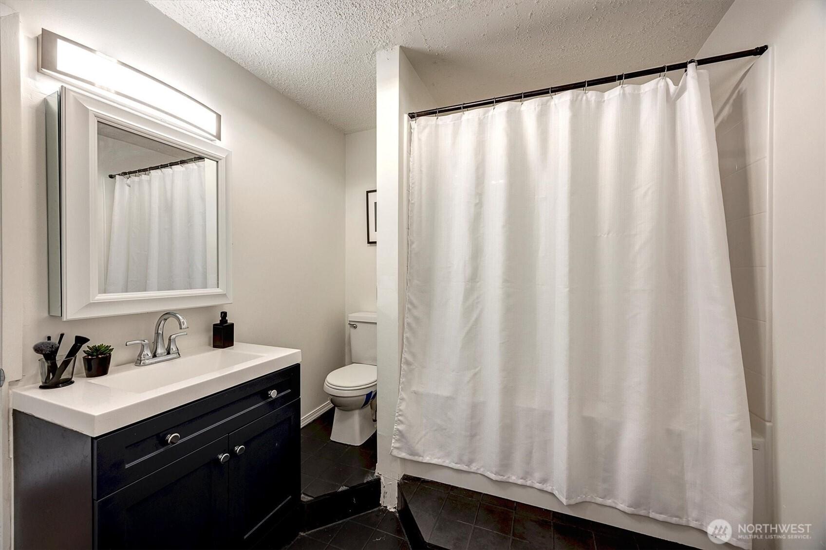 MOUNTLAKE TERRACE, Washington, 98043, United States, 4 Bedrooms Bedrooms, ,2 BathroomsBathrooms,Residential,For Sale,1890817