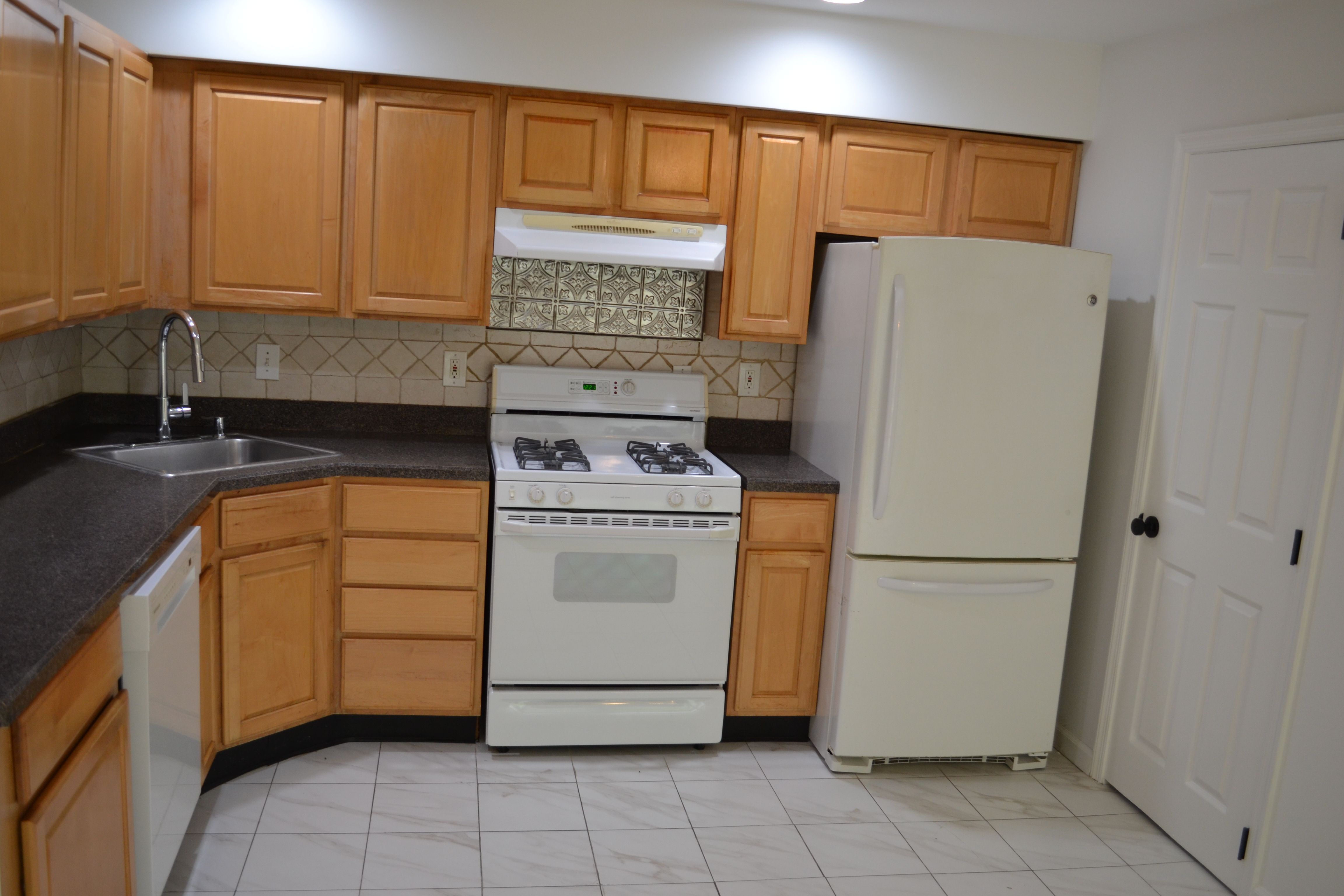  9 Courtland Ct, Egg Harbor Township, NJ 08234 - 物件實景