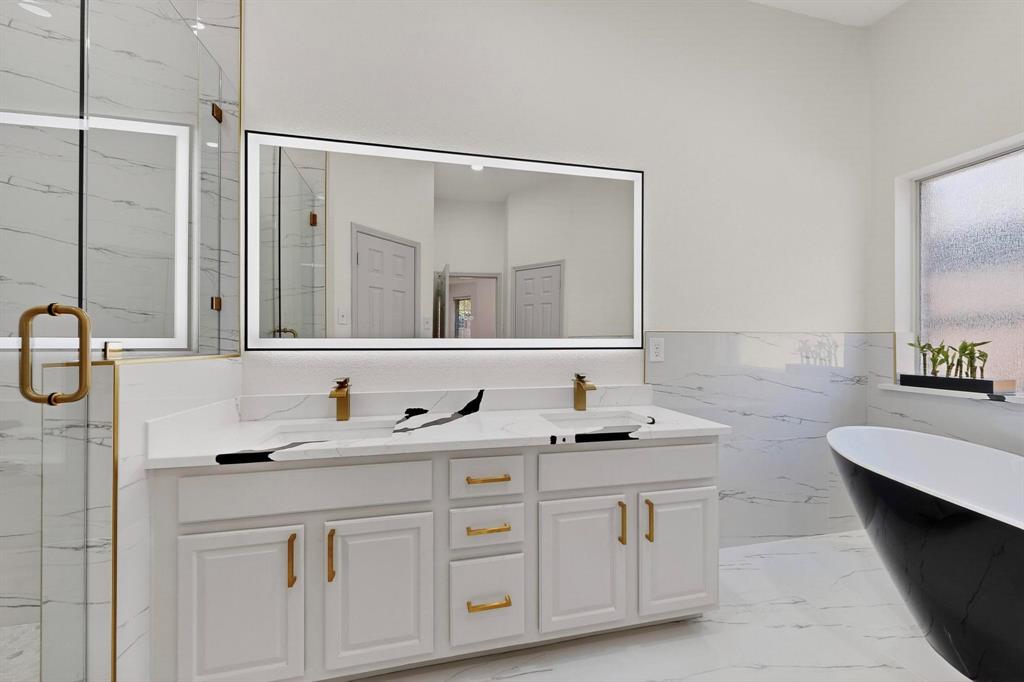 Frisco, Texas, 75033, United States, 5 Bedrooms Bedrooms, ,4 BathroomsBathrooms,Residential,For Sale,2005680