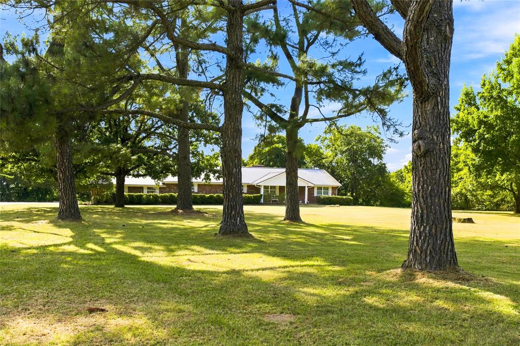 Theresa Dr, Denison, TX 75020