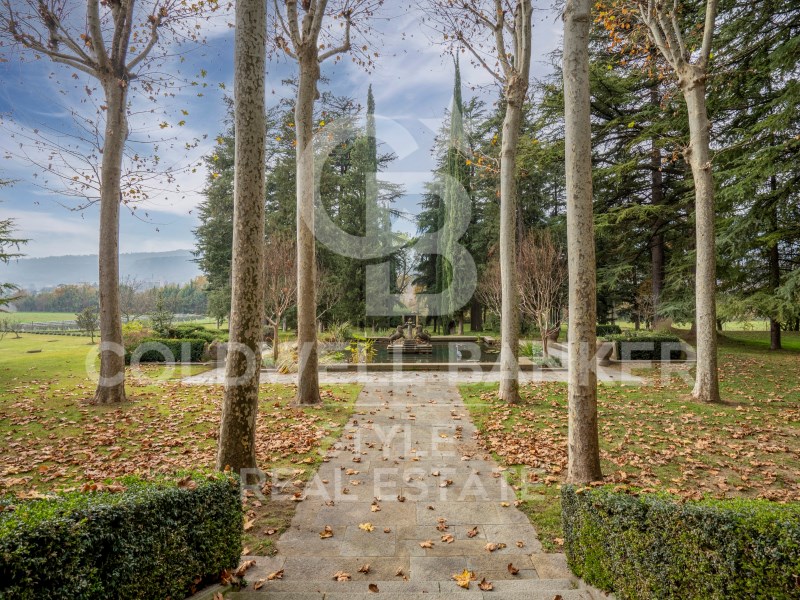 Barcelona, Torell?, Torell? Barcelona, Torell?, To, Torelló, Catalonia, ES, 13 Bedrooms Bedrooms, ,4 BathroomsBathrooms,Residential,For Sale,Barcelona, Torell?, Torell? Barcelona, Torell?, To,1448809