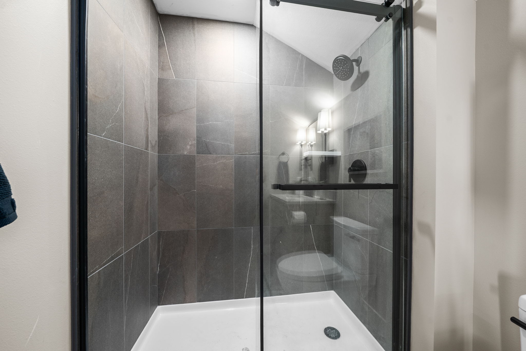 Sioux Falls, South Dakota, 57110, United States, 3 Bedrooms Bedrooms, ,3 BathroomsBathrooms,Residential,For Sale,2001465