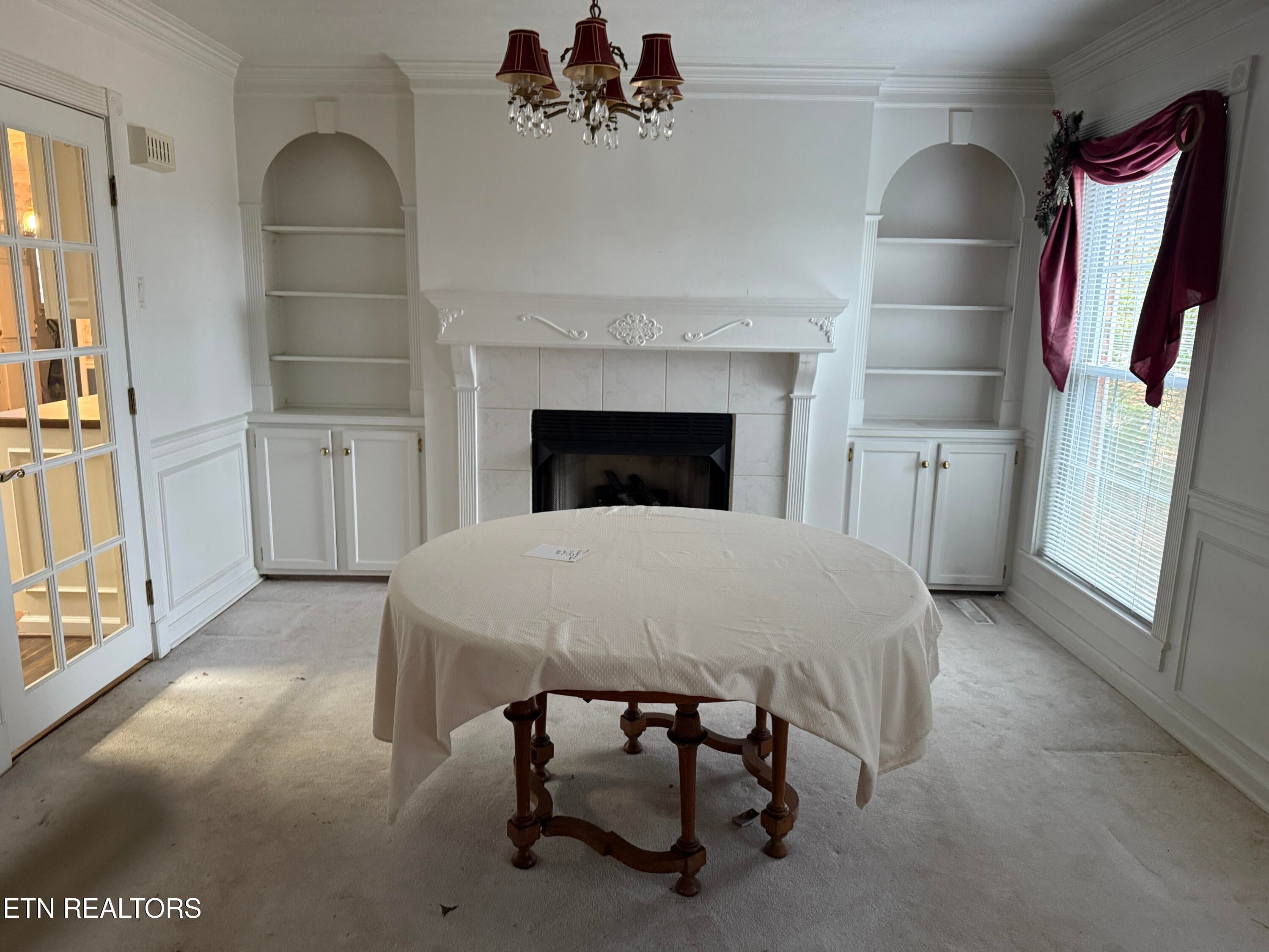 Rockwood, Tennessee, 37854, United States, 4 Bedrooms Bedrooms, ,4 BathroomsBathrooms,Residential,For Sale,1996876