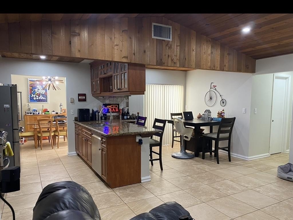 Coral Springs, Florida, 33071, United States, 3 Bedrooms Bedrooms, ,2 BathroomsBathrooms,Residential,For Sale,1973881