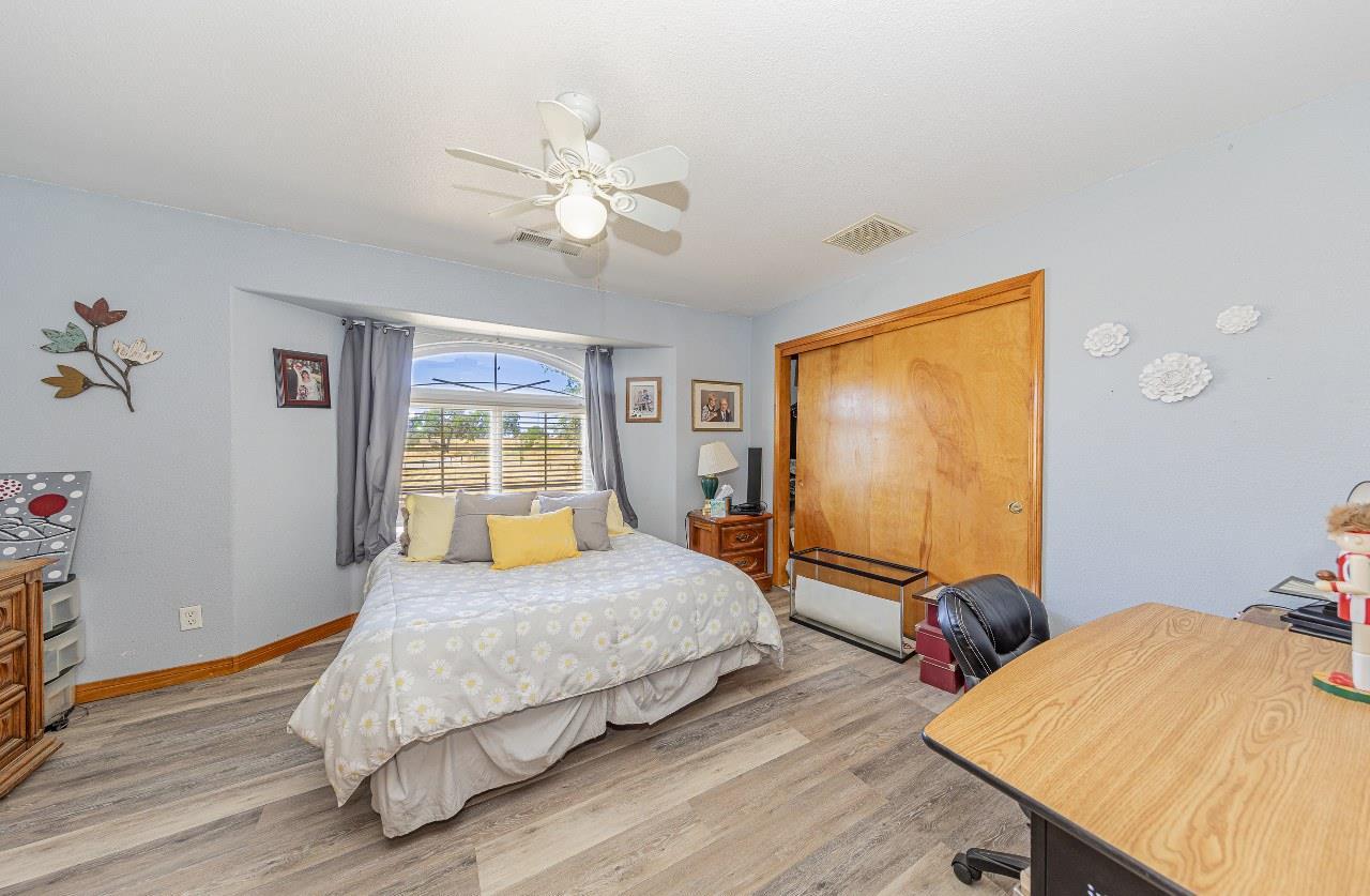 Raymond, California, 93653, United States, 4 Bedrooms Bedrooms, ,3 BathroomsBathrooms,Residential,For Sale,1976081