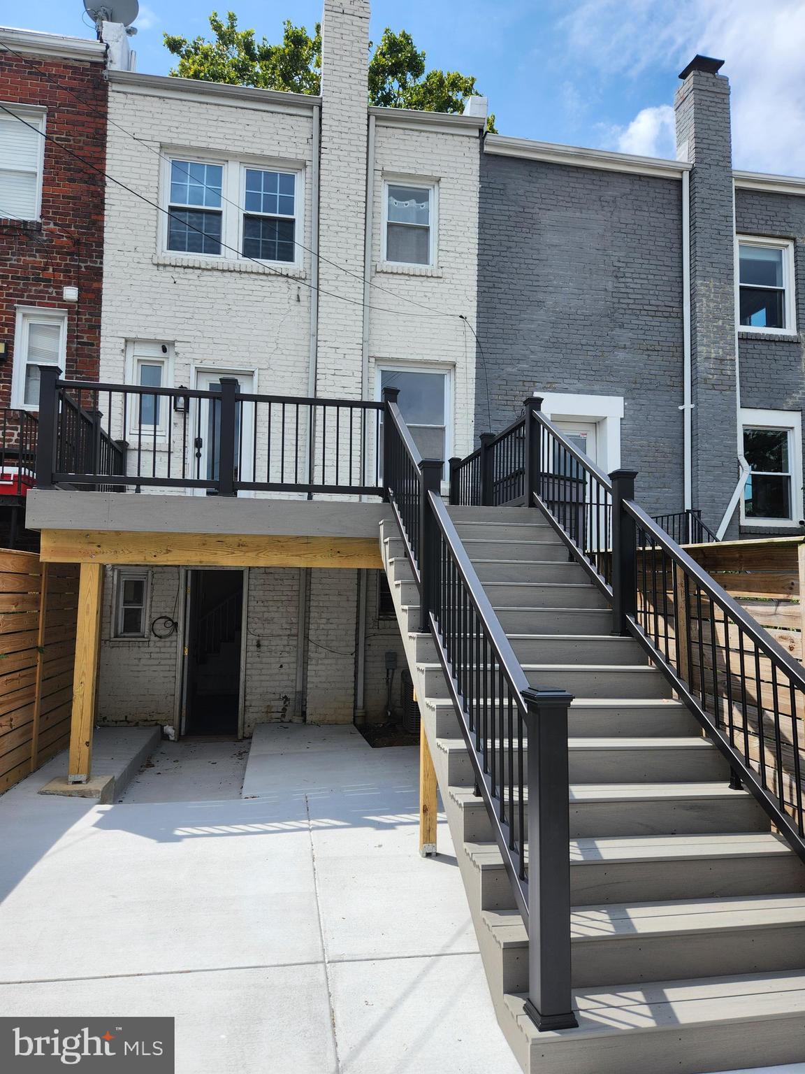 Washington, District of Columbia, 20002, United States, 2 Bedrooms Bedrooms, ,2 BathroomsBathrooms,Residential,For Sale,2005179