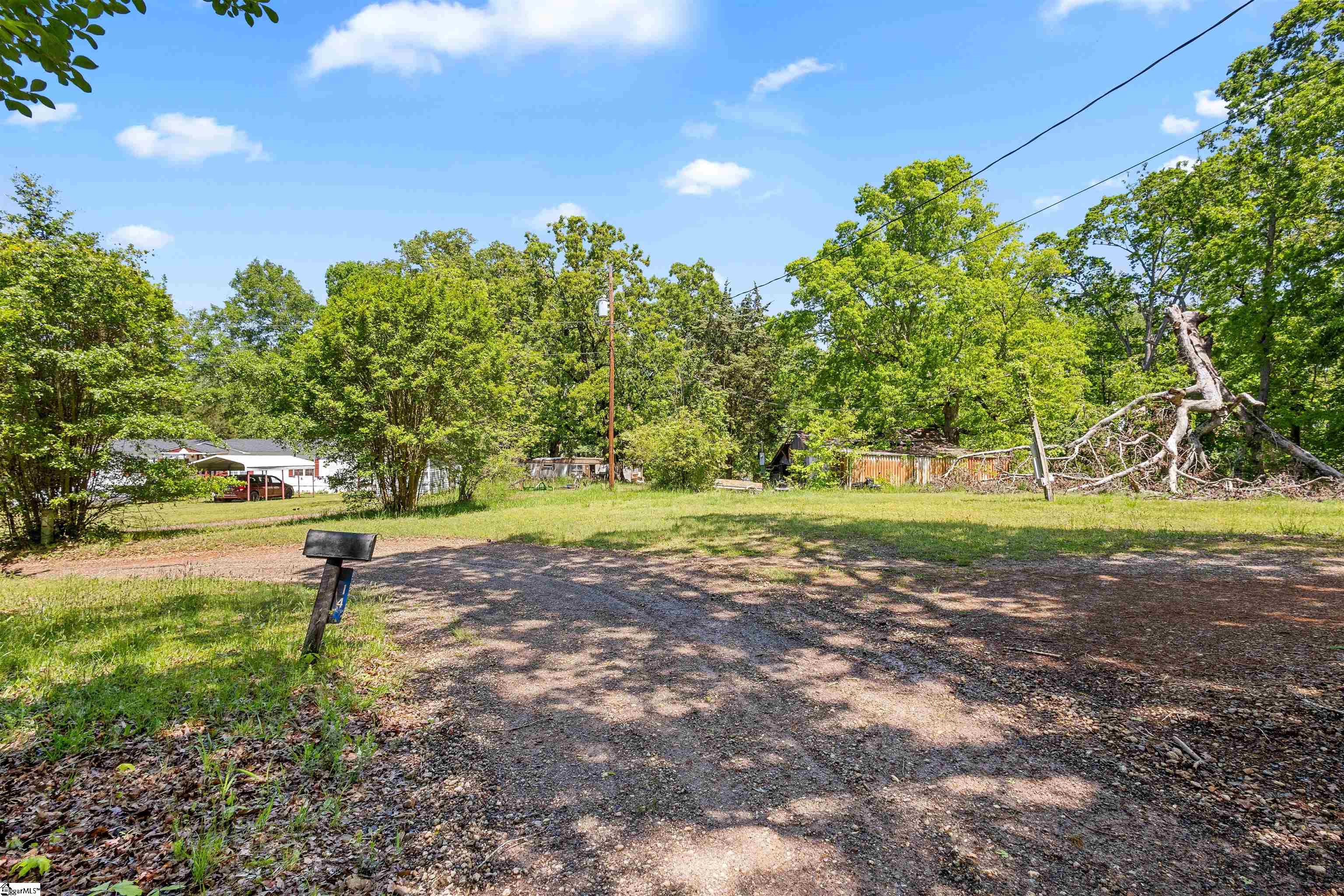 Piedmont, South Carolina, 29673, United States, 3 Bedrooms Bedrooms, ,2 BathroomsBathrooms,Residential,For Sale,1798377