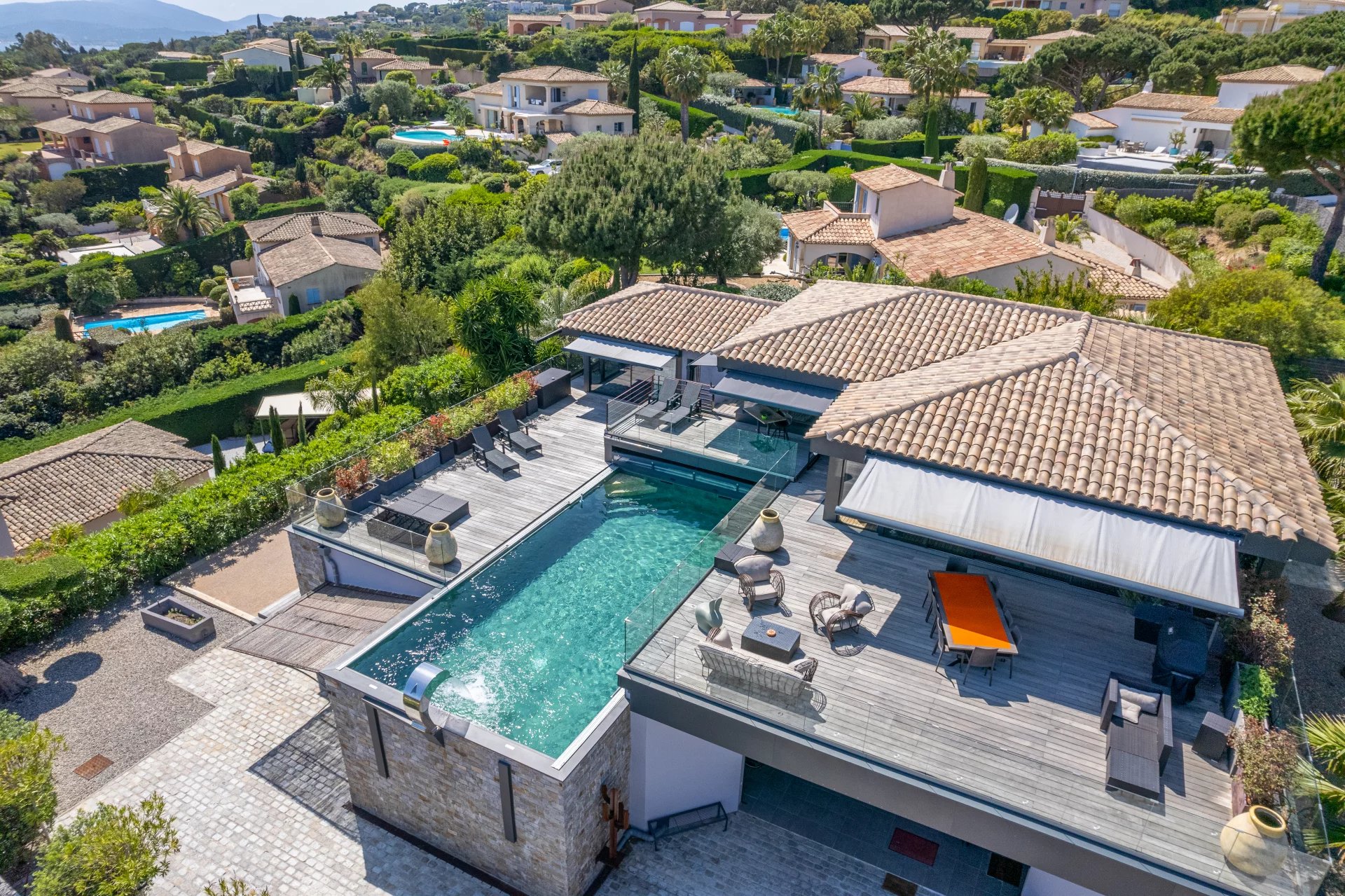 Sainte-Maxime, Provence-Alpes-Côte d’Azur, 83120, FR, 4 Bedrooms Bedrooms, ,2 BathroomsBathrooms,Residential,For Sale,1262407
