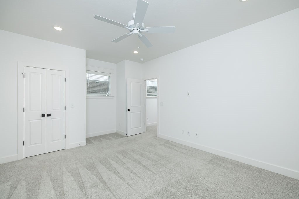 Springdale, Arkansas, 72762, United States, 3 Bedrooms Bedrooms, ,3 BathroomsBathrooms,Residential,For Sale,2001848