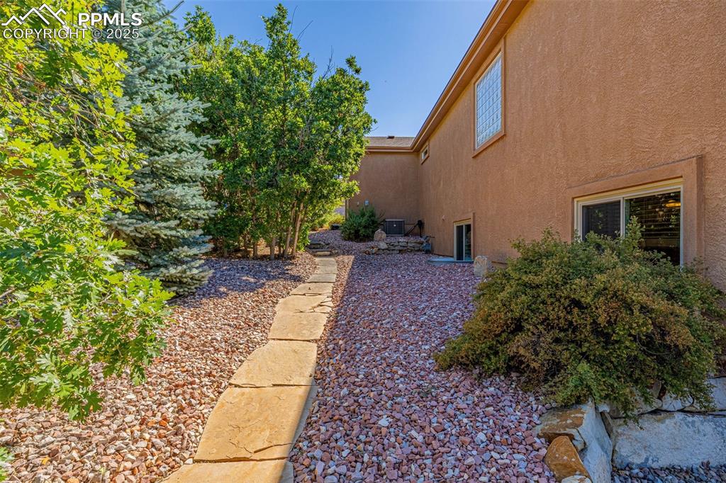 Colorado Springs, Colorado, 80921, United States, 3 Bedrooms Bedrooms, ,3 BathroomsBathrooms,Residential,For Sale,1947087
