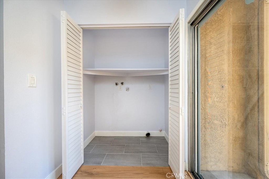 Gardena, California, 90247, United States, 2 Bedrooms Bedrooms, ,3 BathroomsBathrooms,Residential,For Sale,1927851