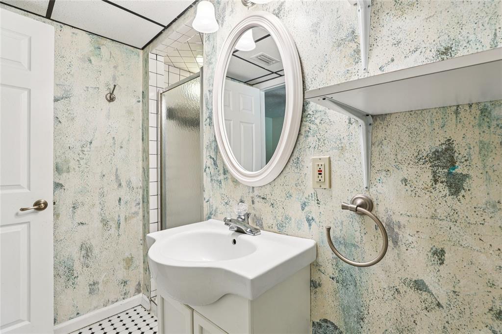 Port Orange, Florida, 32127, United States, 5 Bedrooms Bedrooms, ,4 BathroomsBathrooms,Residential,For Sale,1857697