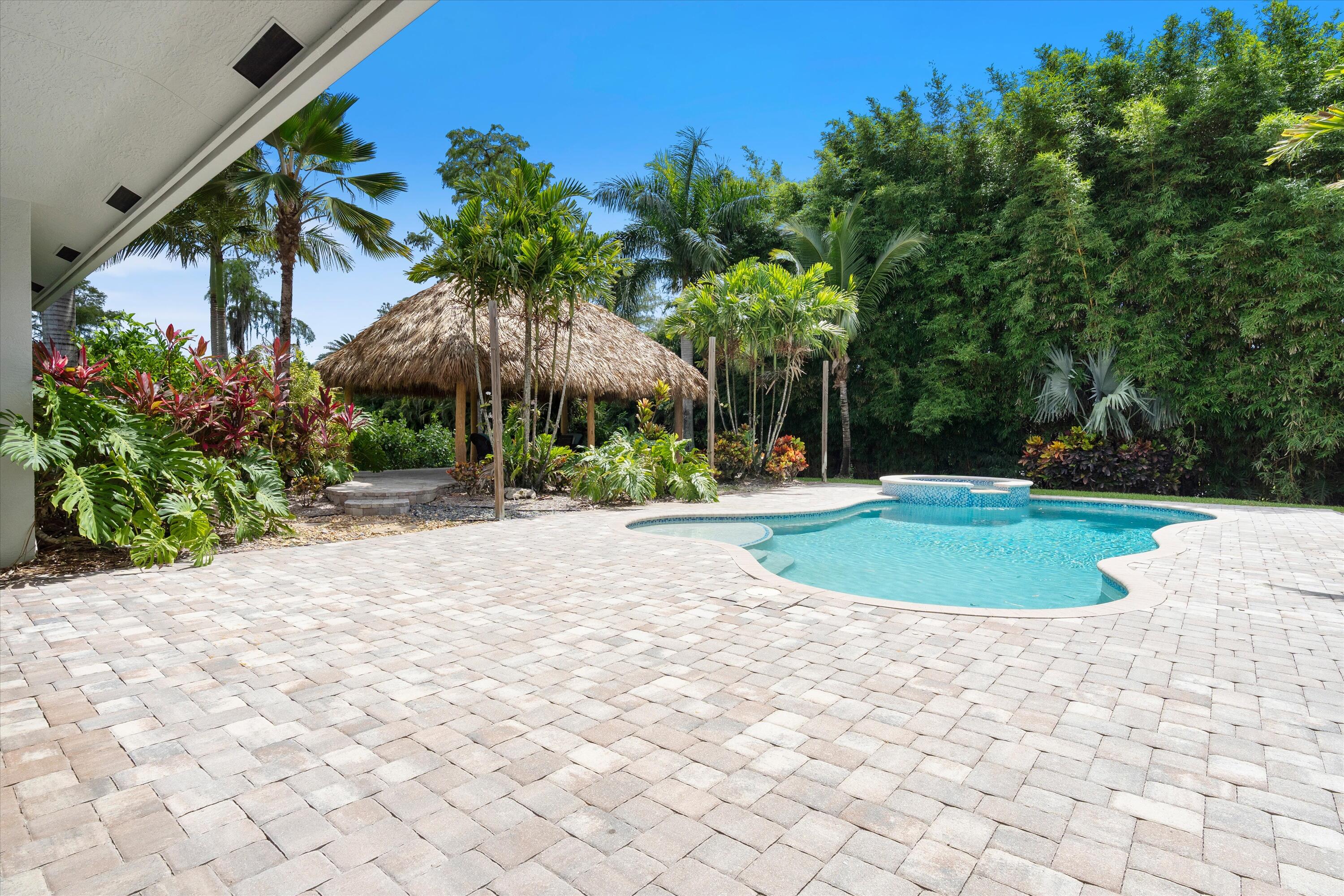 Palm Beach Gardens, Florida, 33418, United States, 4 Bedrooms Bedrooms, ,3 BathroomsBathrooms,Residential,For Sale,1949716