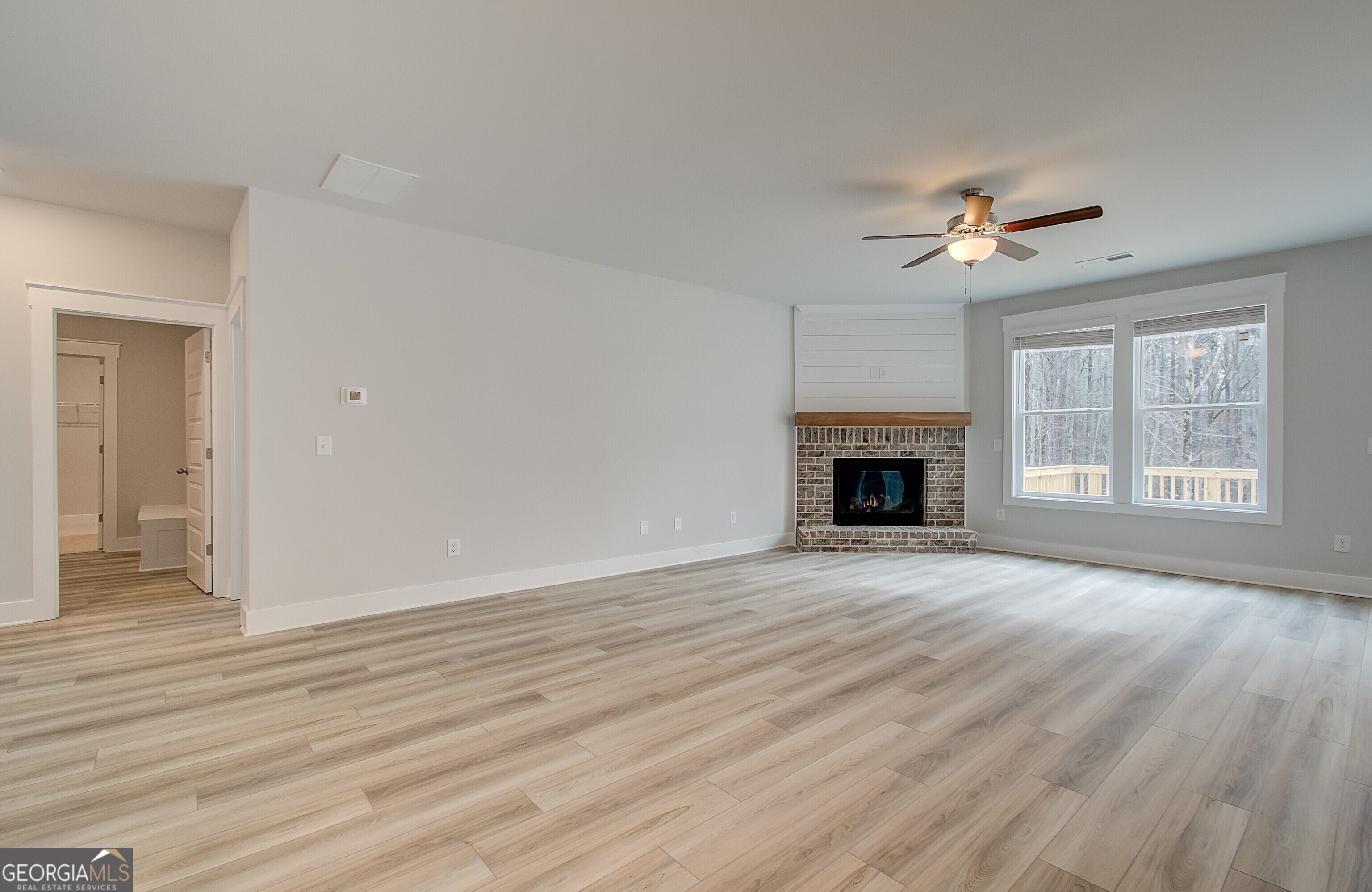 Senoia, Georgia, 30276, United States, 4 Bedrooms Bedrooms, ,4 BathroomsBathrooms,Residential,For Sale,2008995