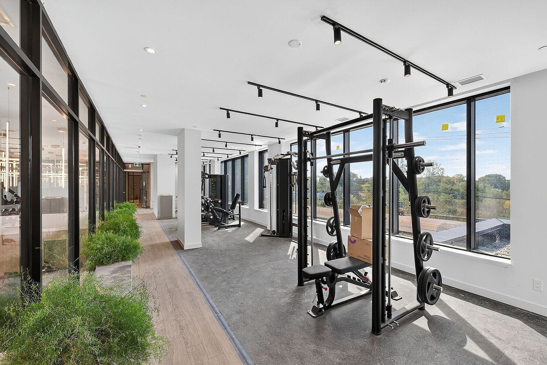  North Oak Condos - 物件實景