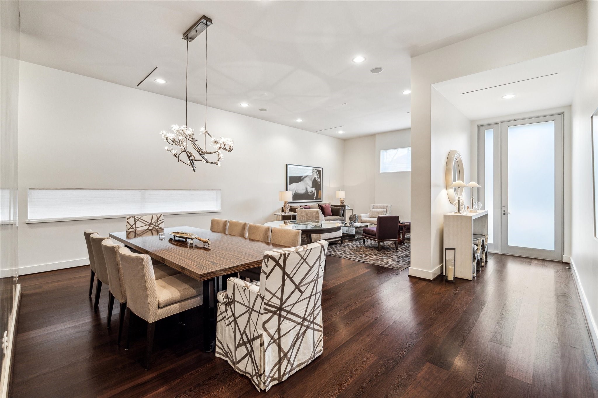  2211 Avalon Place - 物件實景