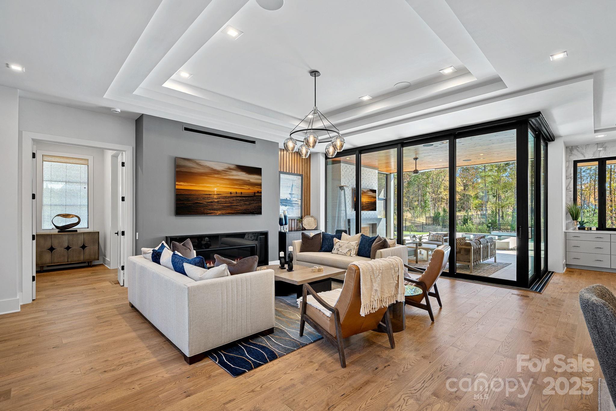 Davidson, North Carolina, 28036, United States, 5 Bedrooms Bedrooms, ,7 BathroomsBathrooms,Residential,For Sale,1989460