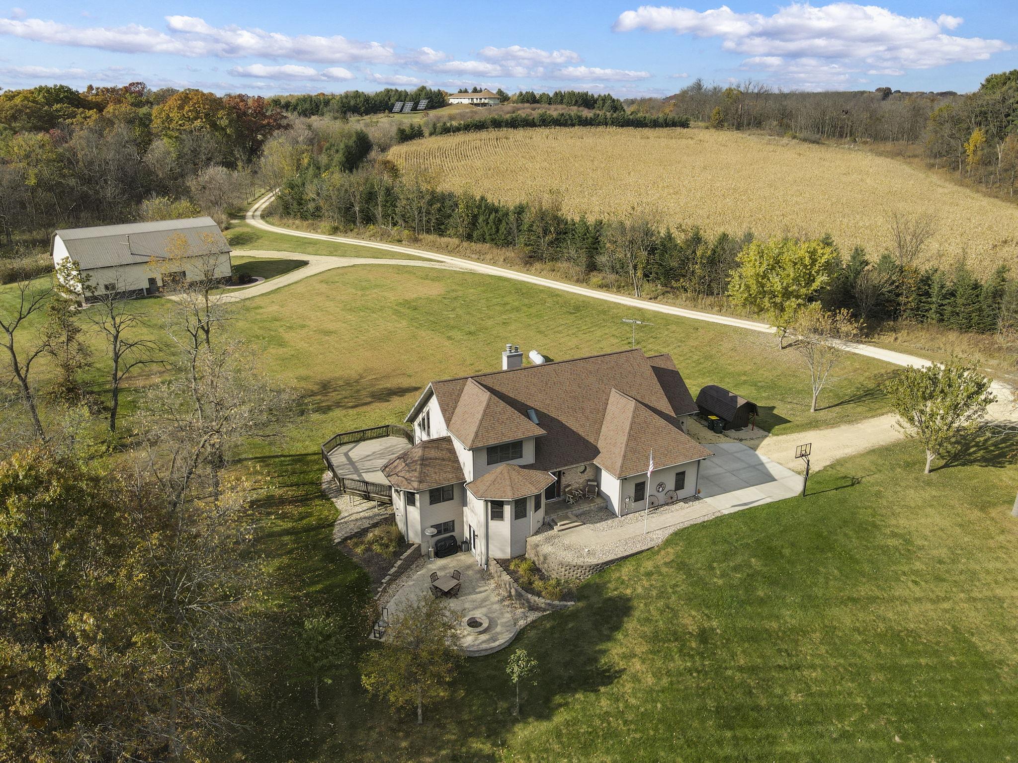 Barneveld, Wisconsin, 53507, United States, 3 Bedrooms Bedrooms, ,4 BathroomsBathrooms,Residential,For Sale,1986114