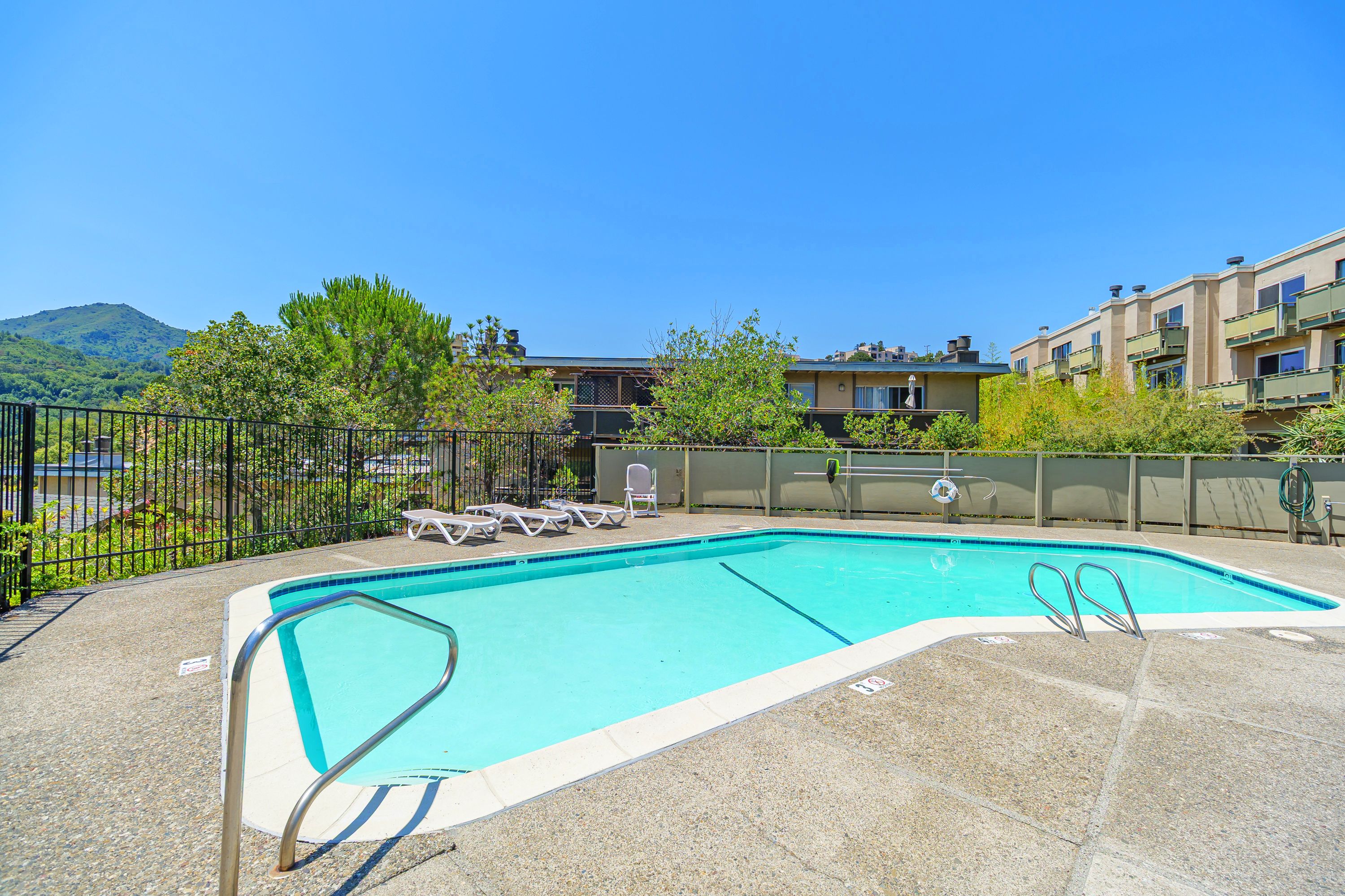  The Ultimate Penthouse Retreat with Views, Privacy, and Peace. - 物件實景