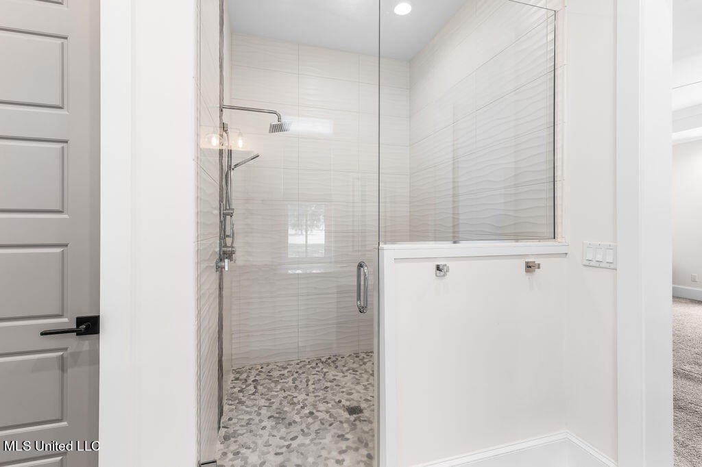 Gulfport, Mississippi, 39501, United States, 4 Bedrooms Bedrooms, ,3 BathroomsBathrooms,Residential,For Sale,1974056