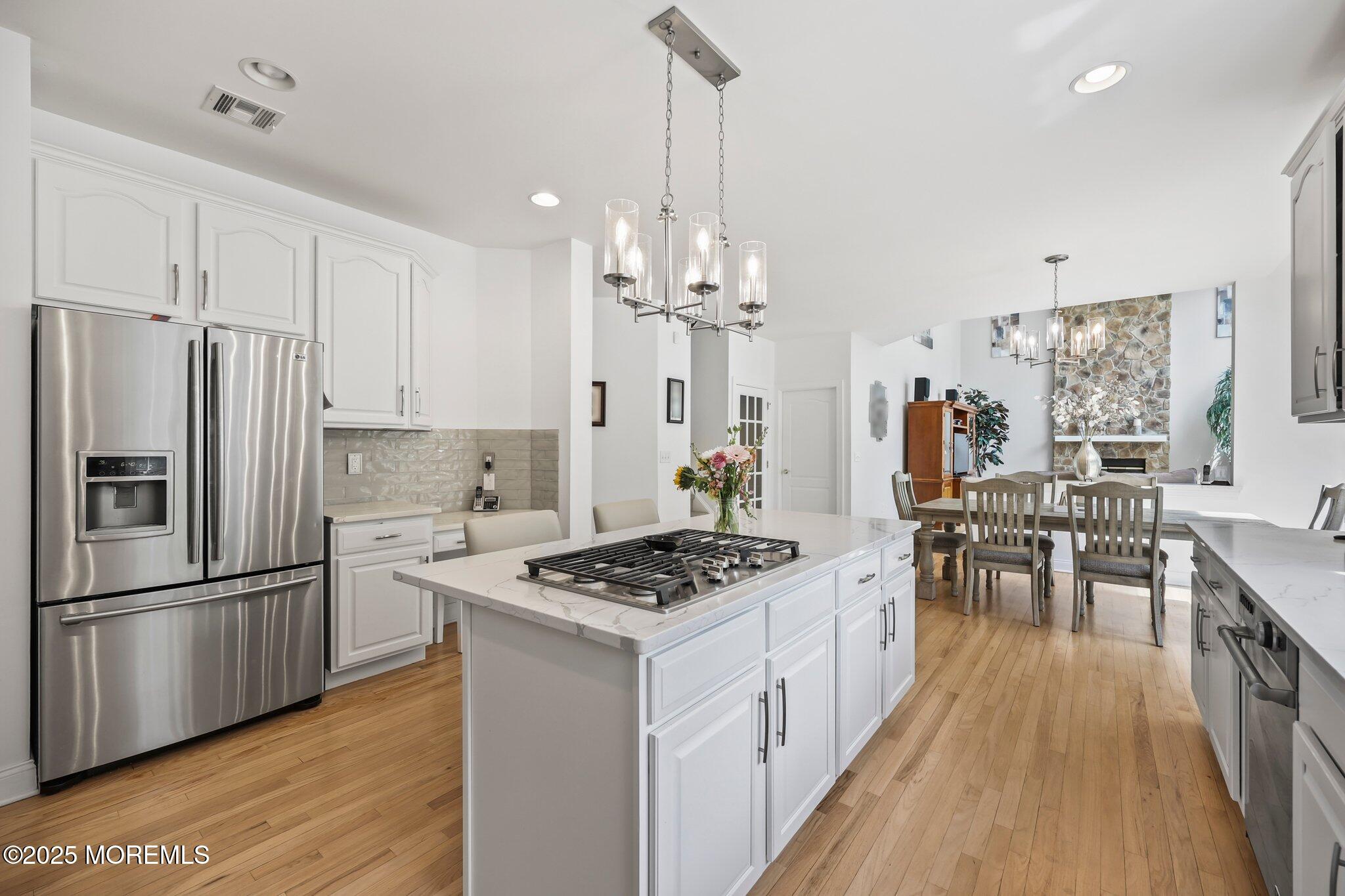 Manalapan, New Jersey, 07726, United States, 4 Bedrooms Bedrooms, ,5 BathroomsBathrooms,Residential,For Sale,1823230