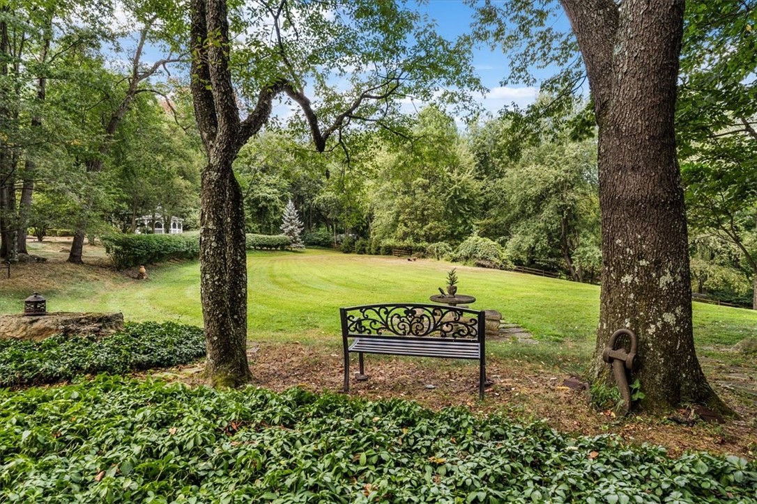 Marshall, Pennsylvania, 15090, United States, 4 Bedrooms Bedrooms, ,5 BathroomsBathrooms,Residential,For Sale,1989478