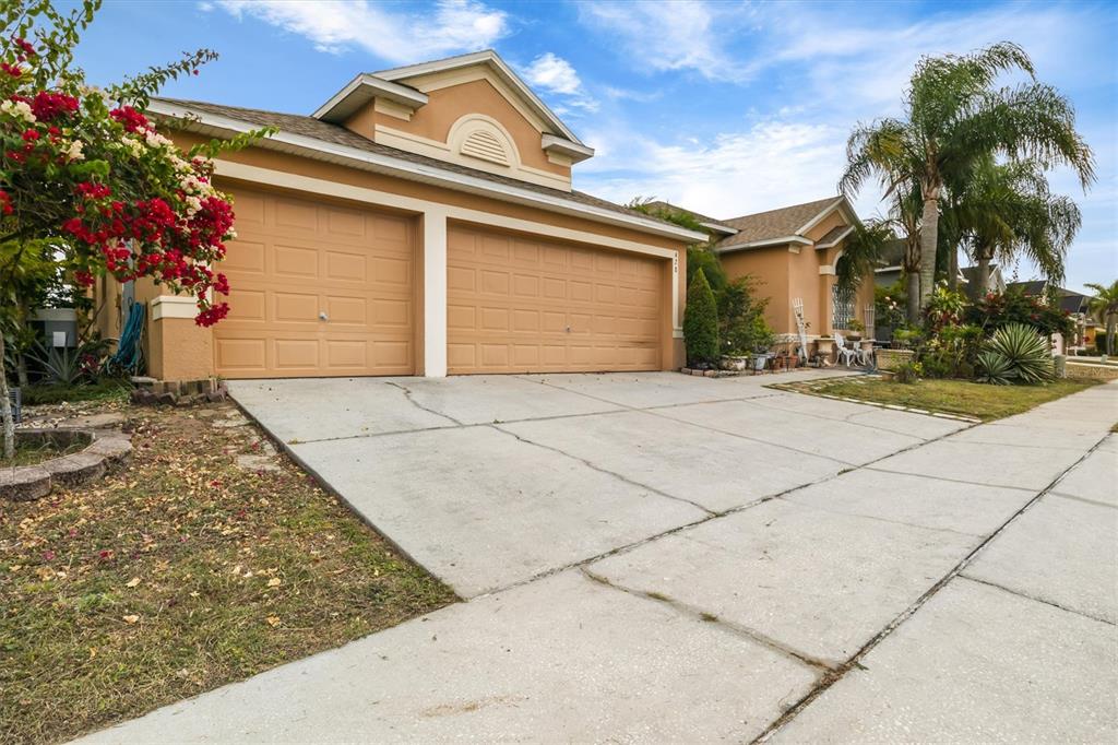 Davenport, Florida, 33897, United States, 4 Bedrooms Bedrooms, ,3 BathroomsBathrooms,Residential,For Sale,2003224