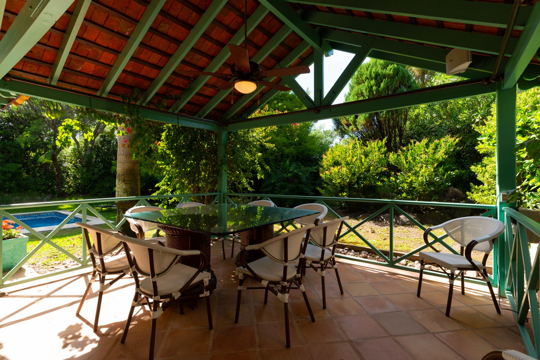 Spacious Family House with 4 Bedrooms and Full Service - 物件實景