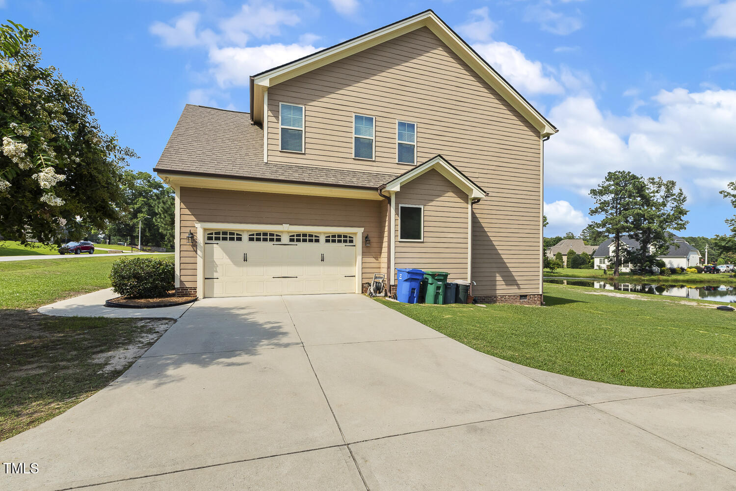 Fuquay Varina, North Carolina, 27526, United States, 4 Bedrooms Bedrooms, ,4 BathroomsBathrooms,Residential,For Sale,1889692