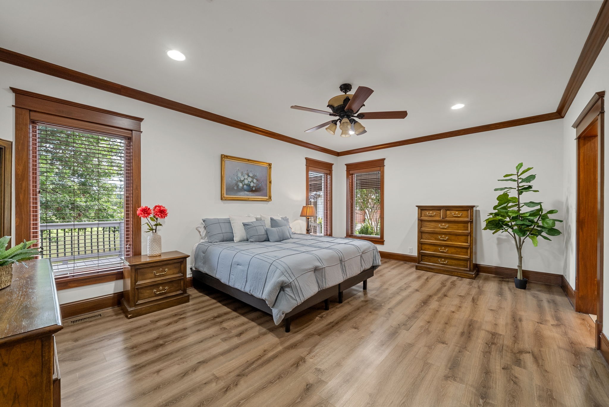 Clarksville, Tennessee, 37040, United States, 4 Bedrooms Bedrooms, ,4 BathroomsBathrooms,Residential,For Sale,1981354