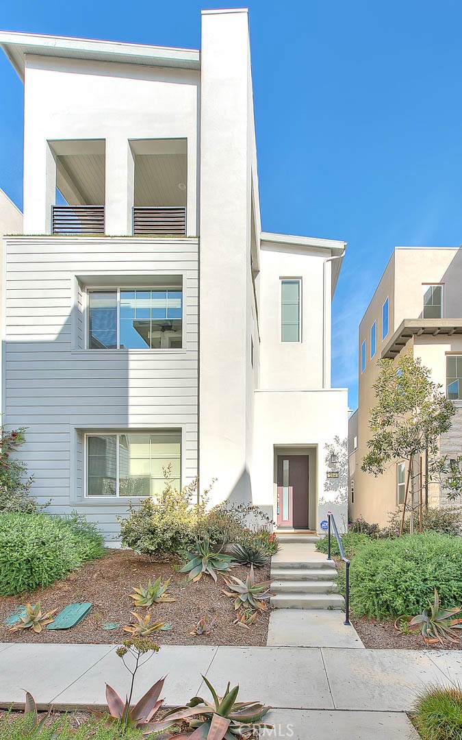 Irvine, California, 92618, United States, 4 Bedrooms Bedrooms, ,3 BathroomsBathrooms,Residential,For Sale,1830325