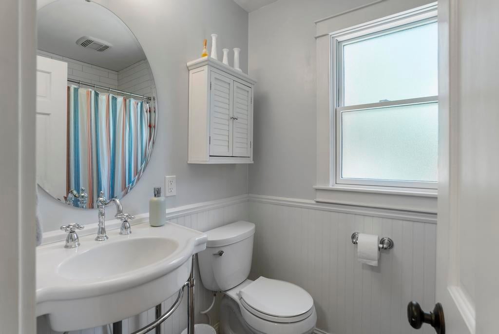 Harbor Springs, Michigan, 49740, United States, 4 Bedrooms Bedrooms, ,3 BathroomsBathrooms,Residential,For Sale,1889979