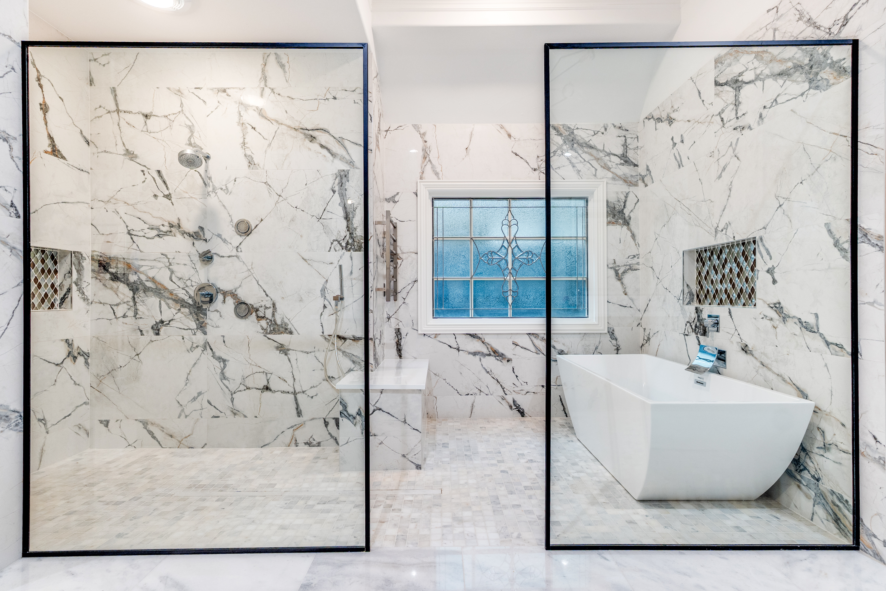  Grand, Light-Filled Retreat Designed for Entertaining in Preston Hollow - 物件實景