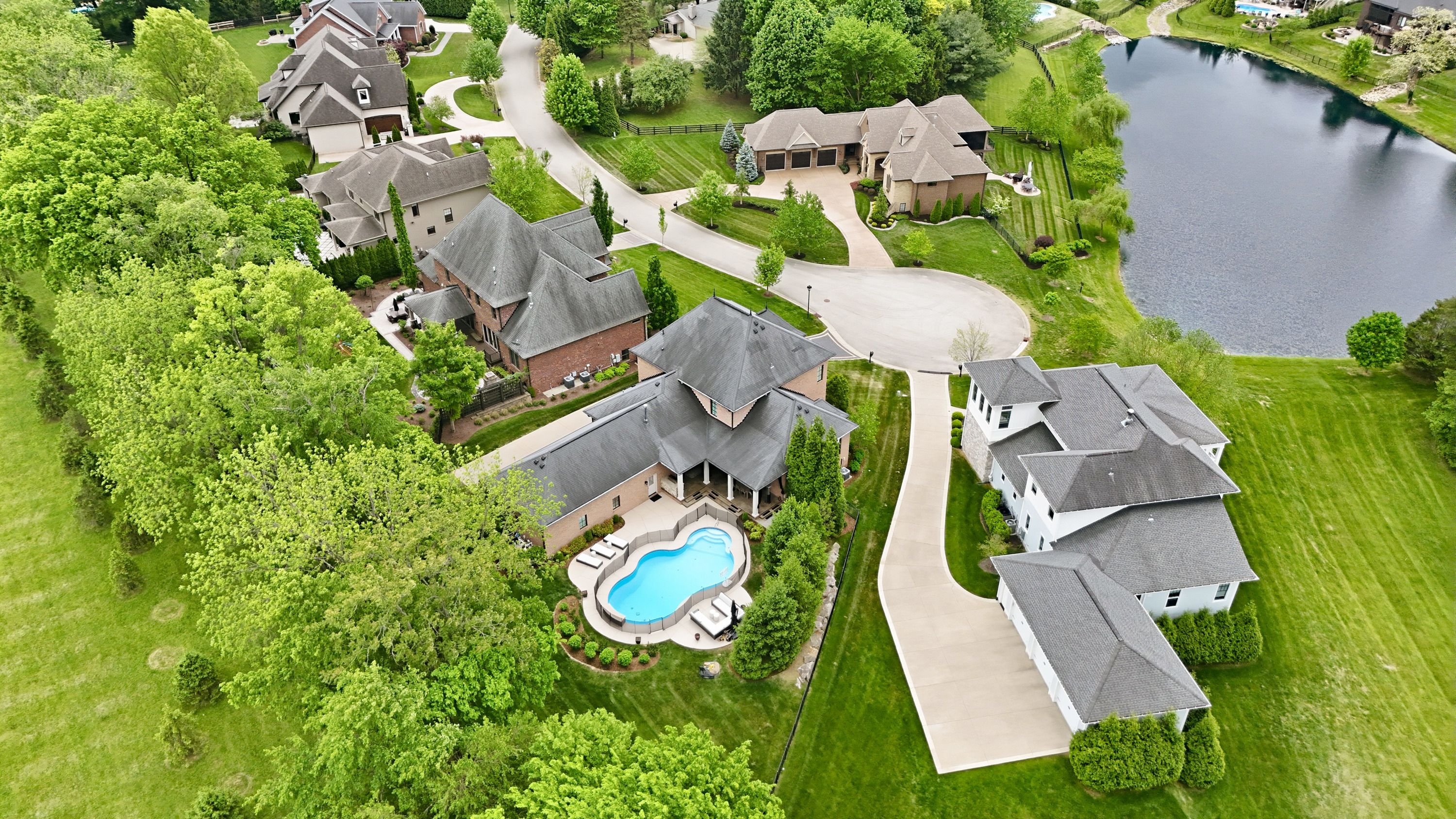  8220 Spring Glade Place, Prospect, KY 40059 - 物件實景