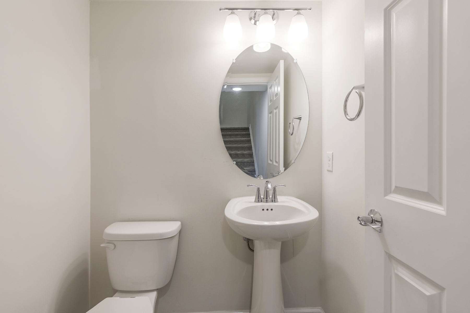  ?Livingston Squire? Townhome Features Flexible Floor Plan - 物件實景