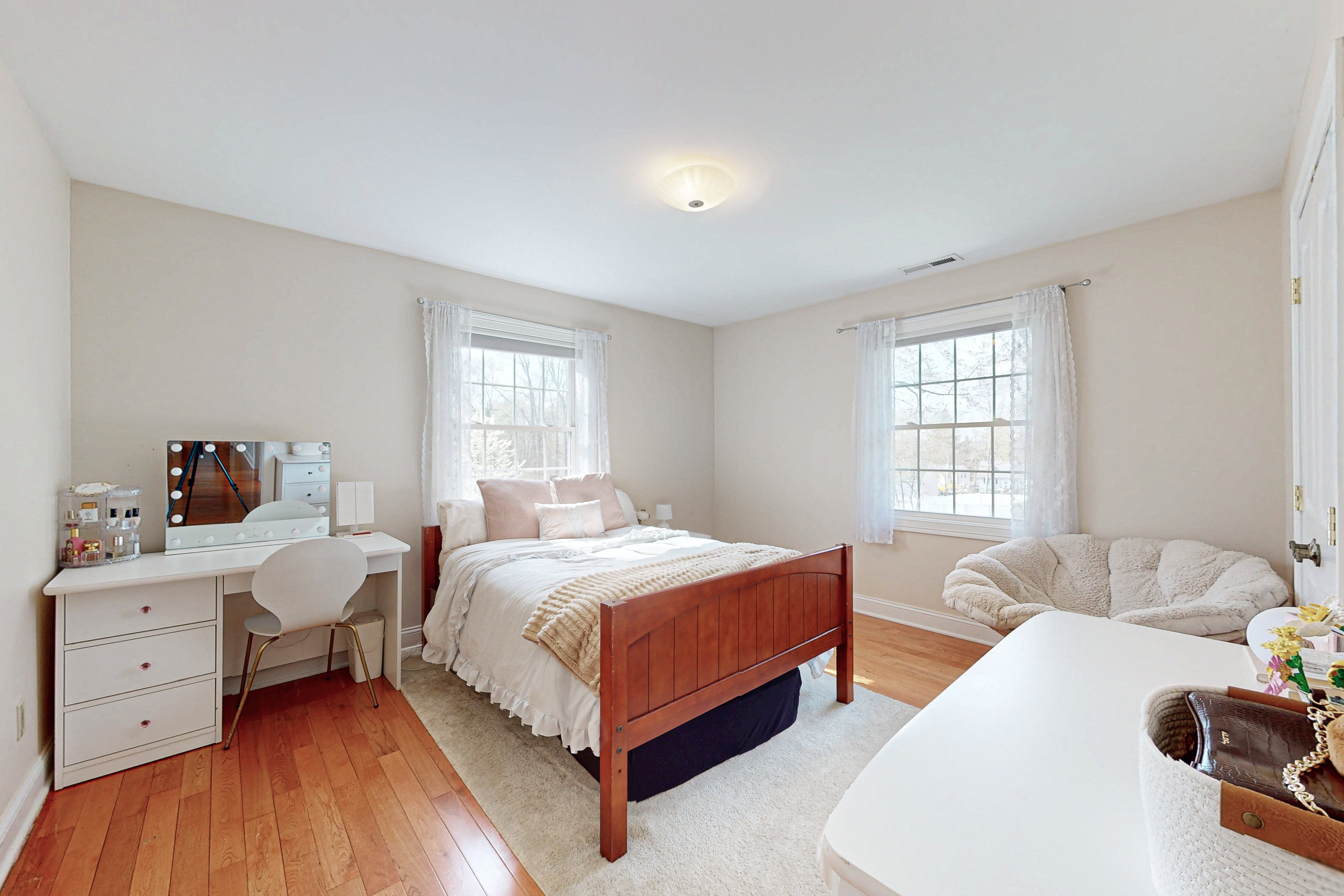  Magnificent Updated Colonial - 物件實景