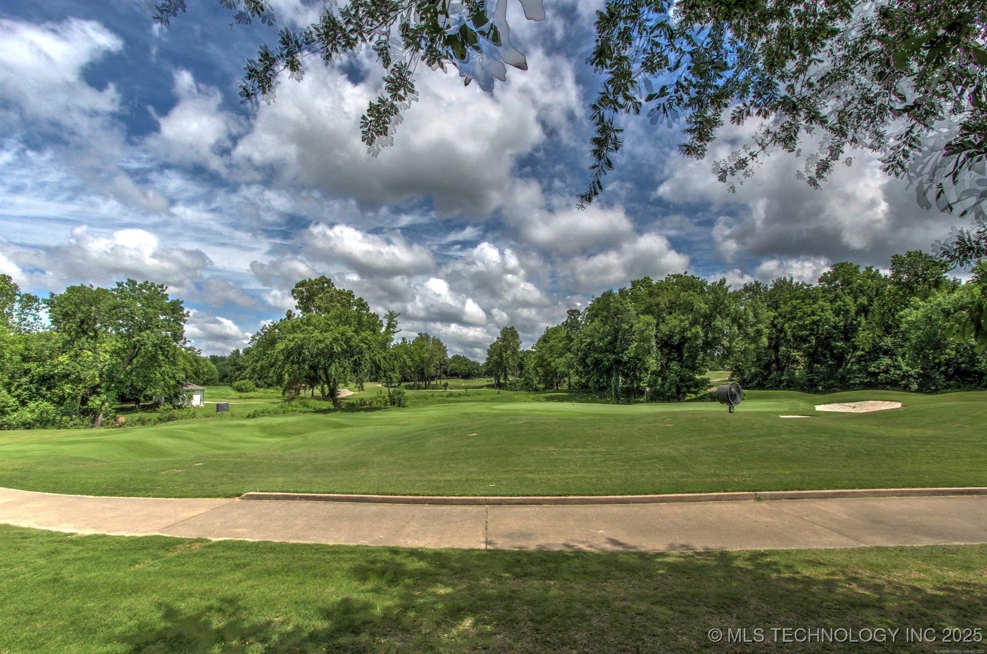 Broken Arrow, Oklahoma, 74014, United States, 3 Bedrooms Bedrooms, ,3 BathroomsBathrooms,Residential,For Sale,1927200